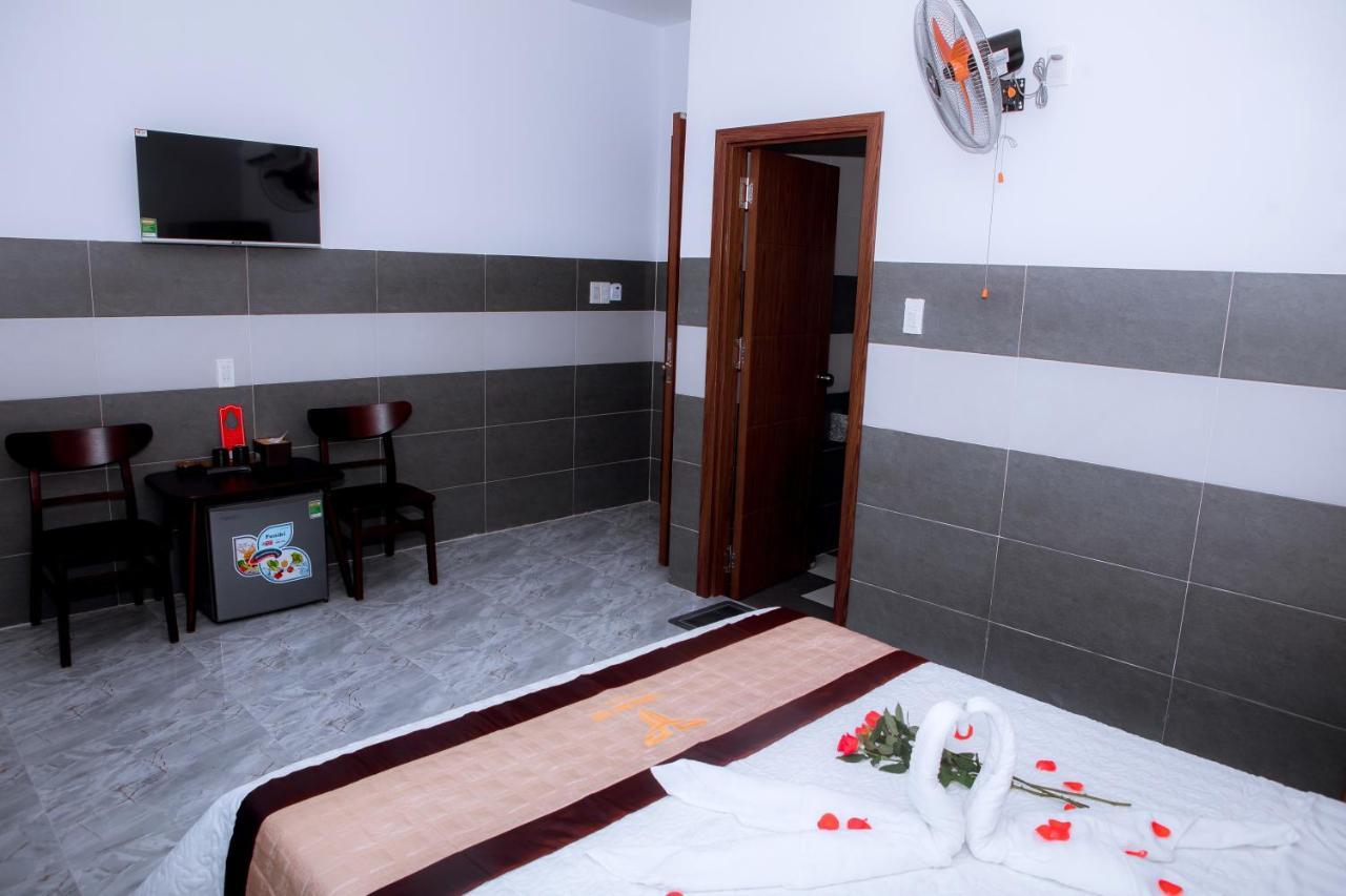 Truong Phuc Vinh Hotel *