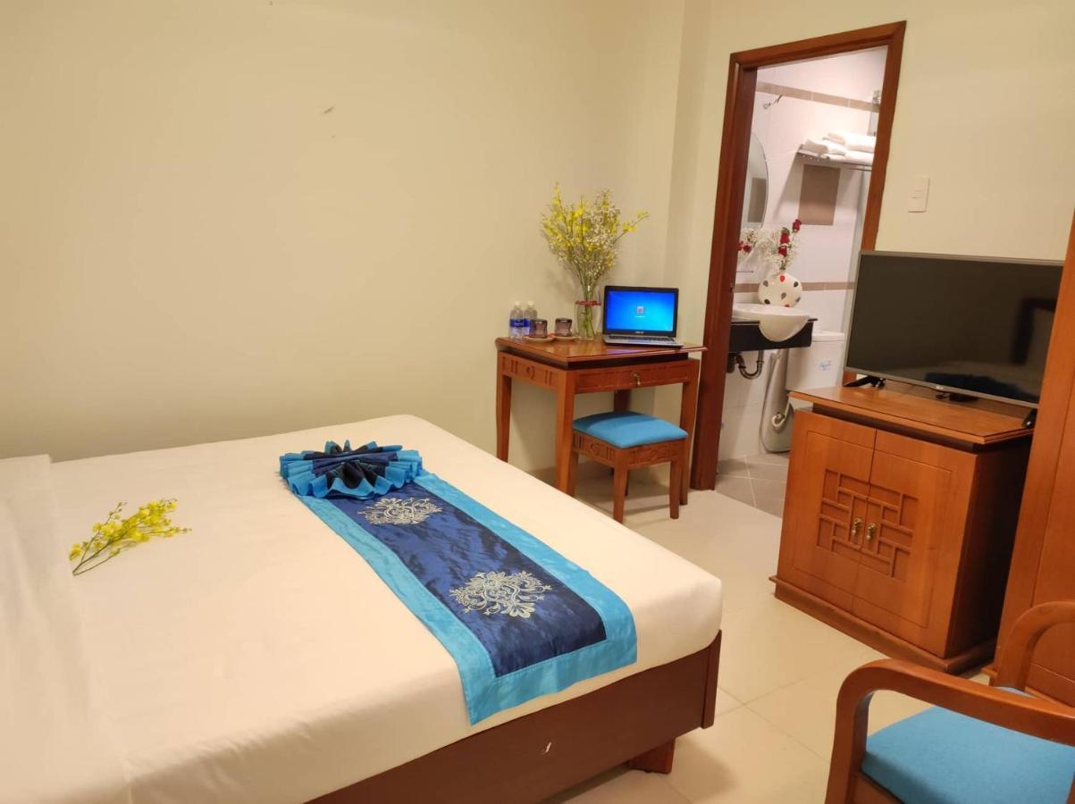 Hồng Hạc 2* TP. Hồ Chí Minh