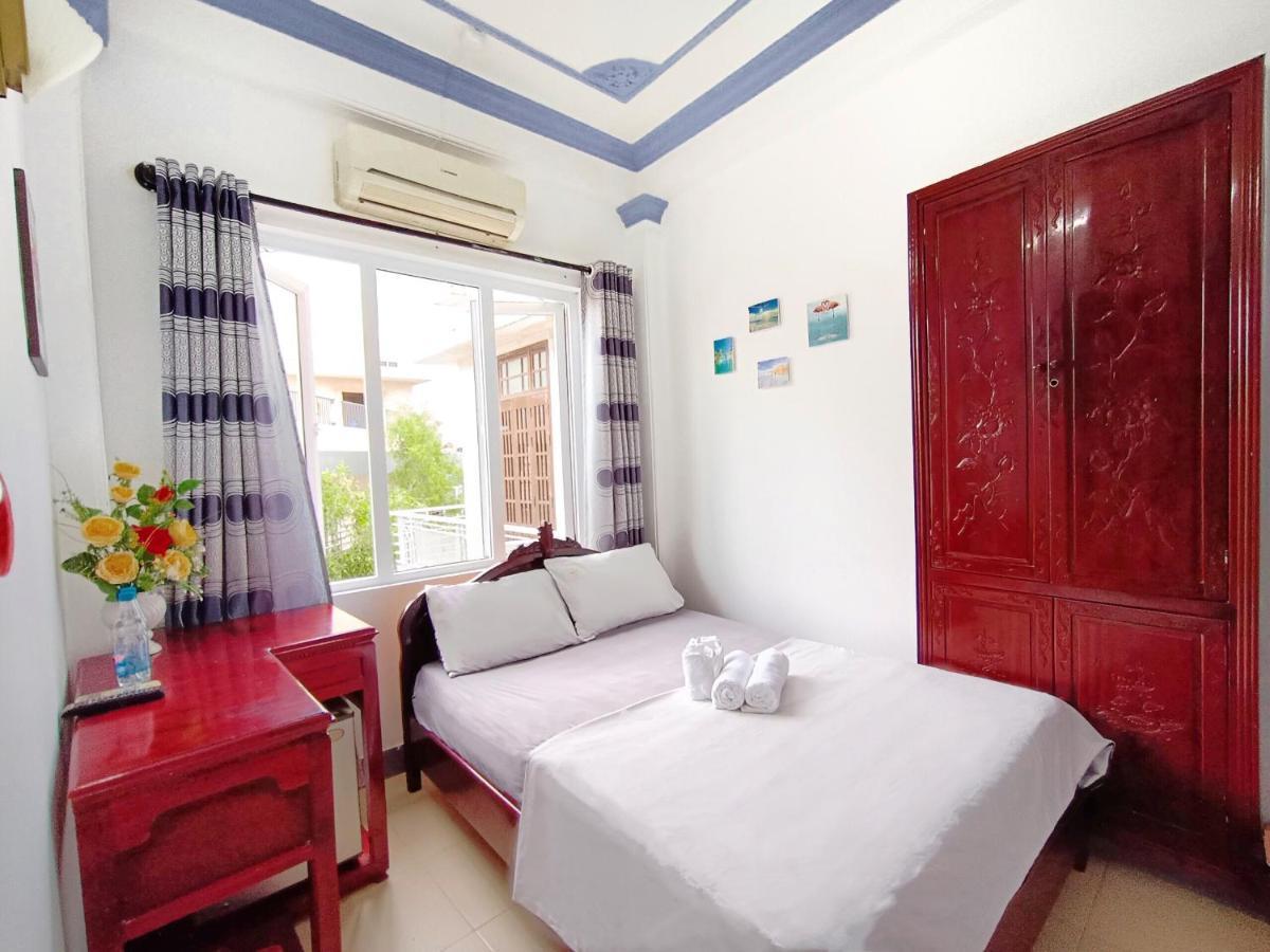 Maya Homestay * Hue