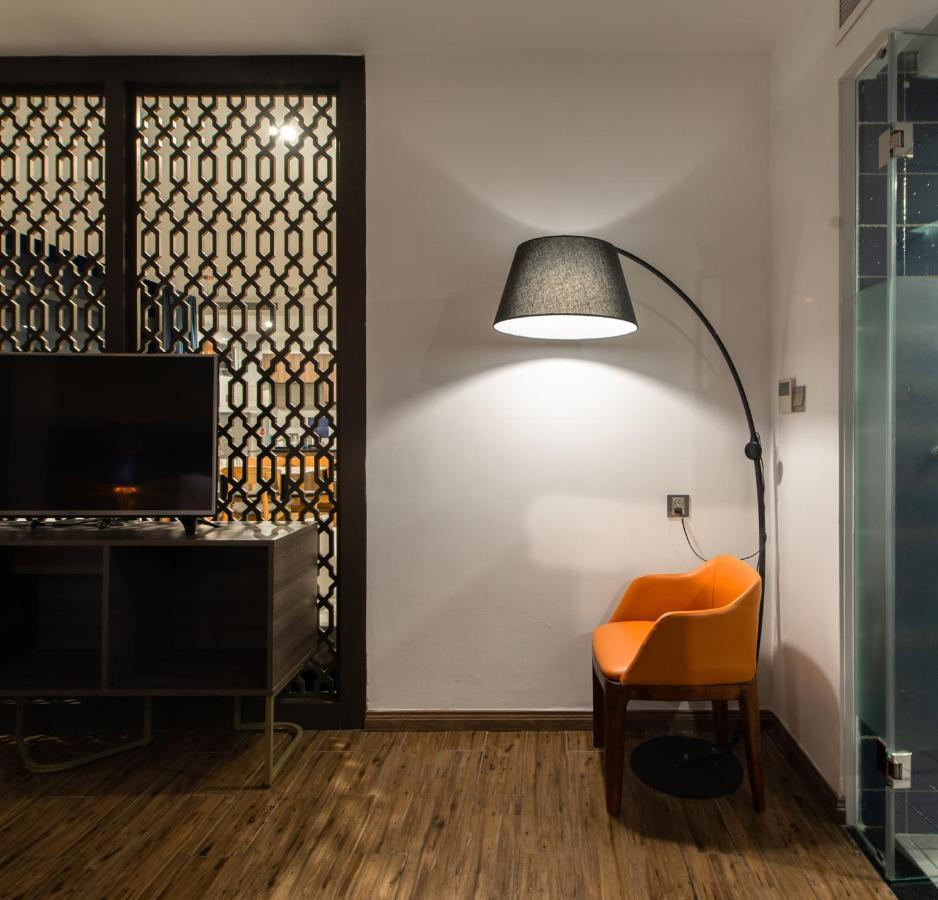 Aaron Hotel 3*