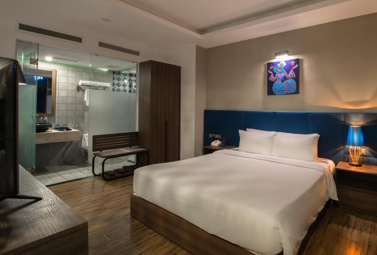 Hotel Aaron 3*