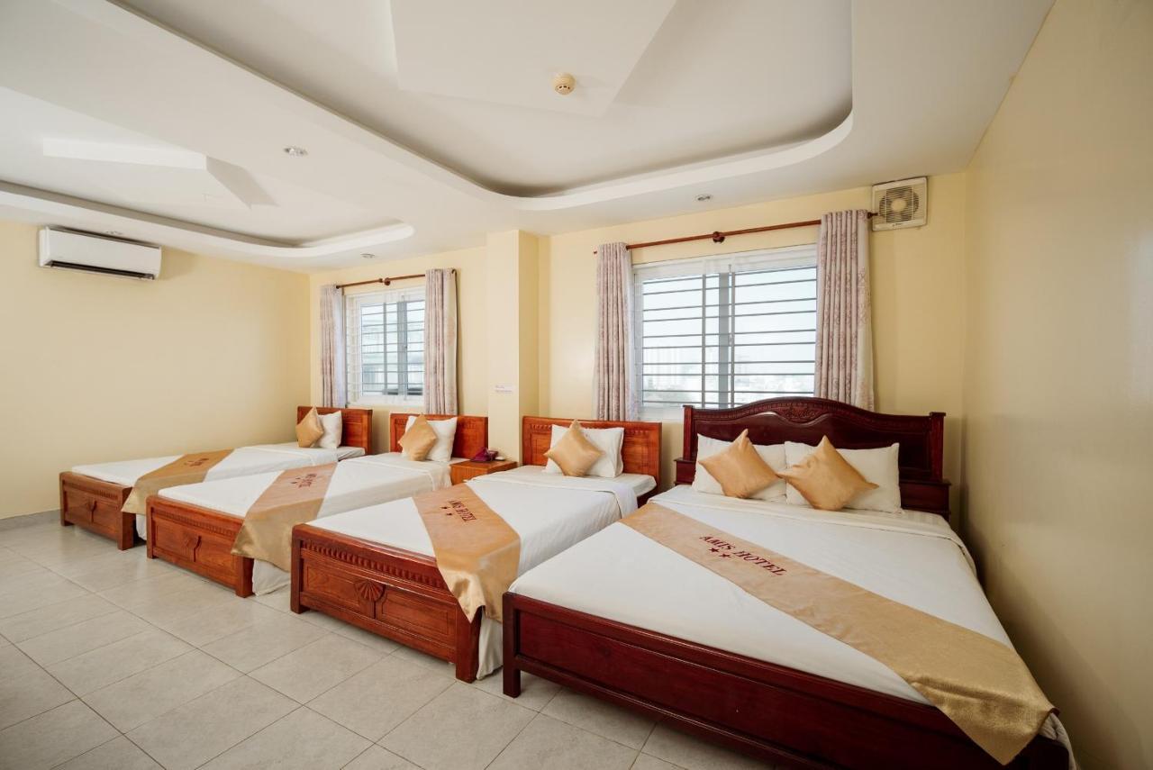 Amis Hotel
