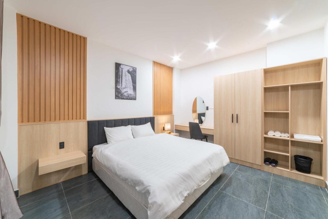 Quoc Khanh Condotel Hotel *