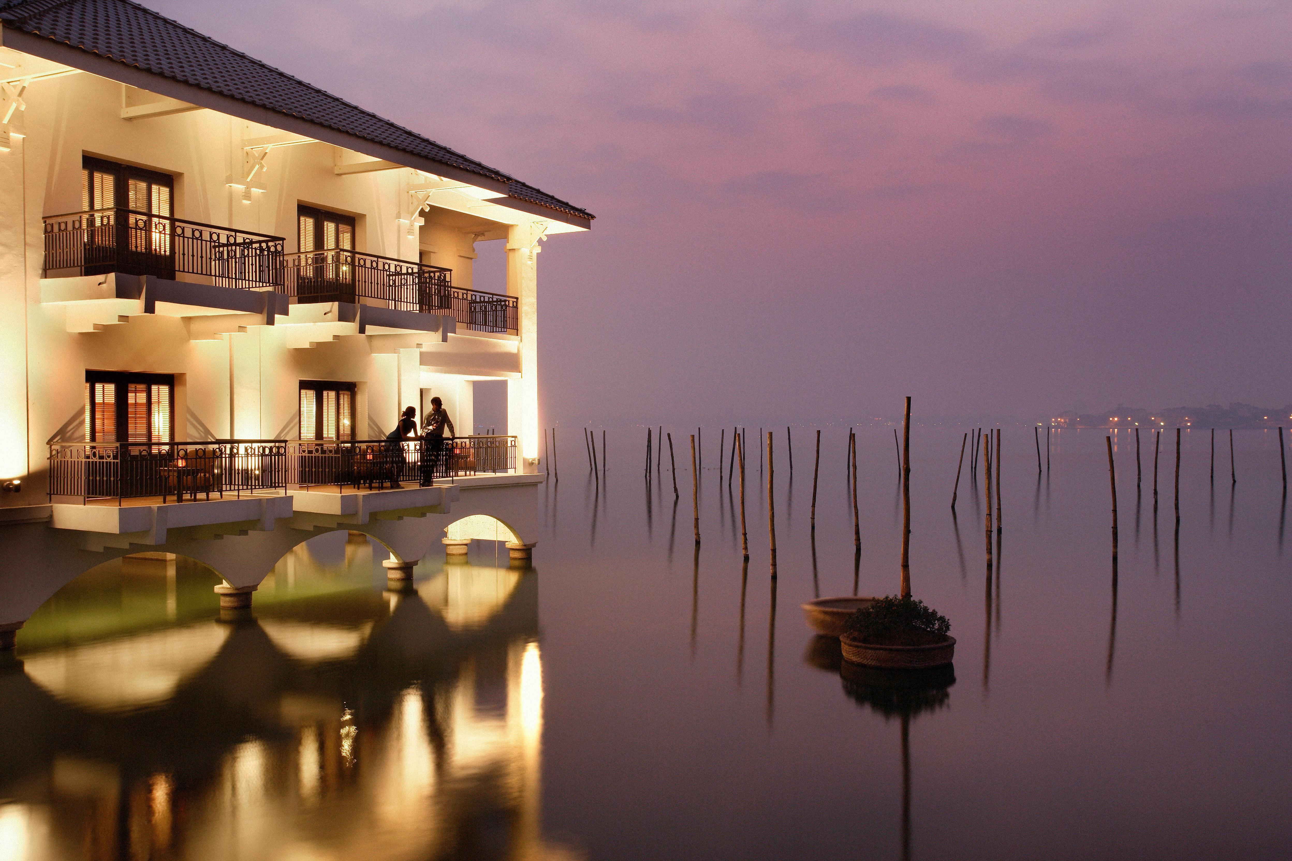 Intercontinental Westlake By Ihg Hanoi