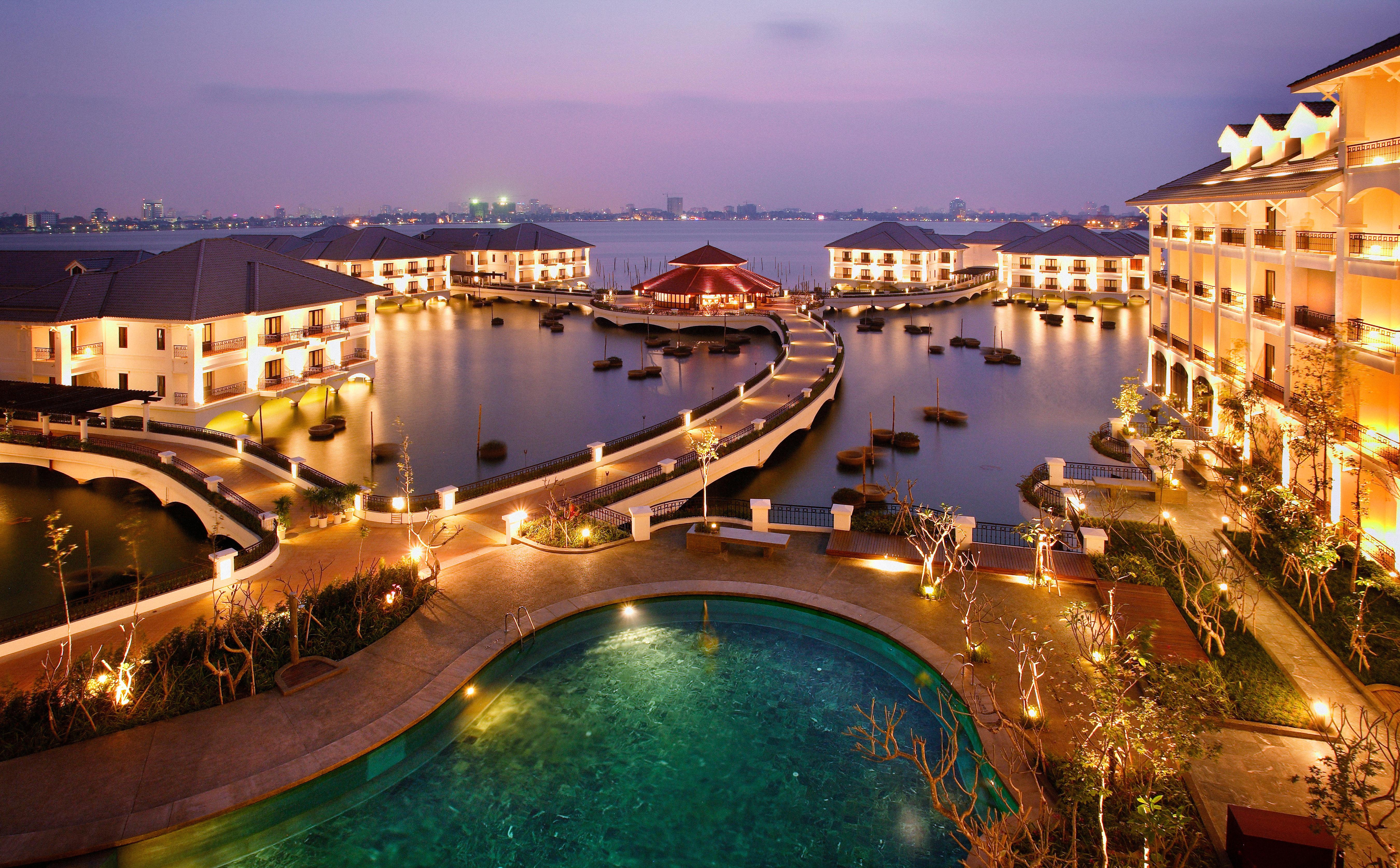 Intercontinental Westlake By Ihg Hanoi