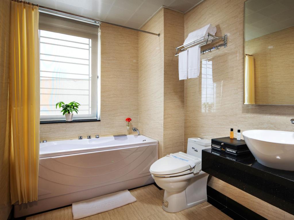 Luxeden 4* Hà Nội