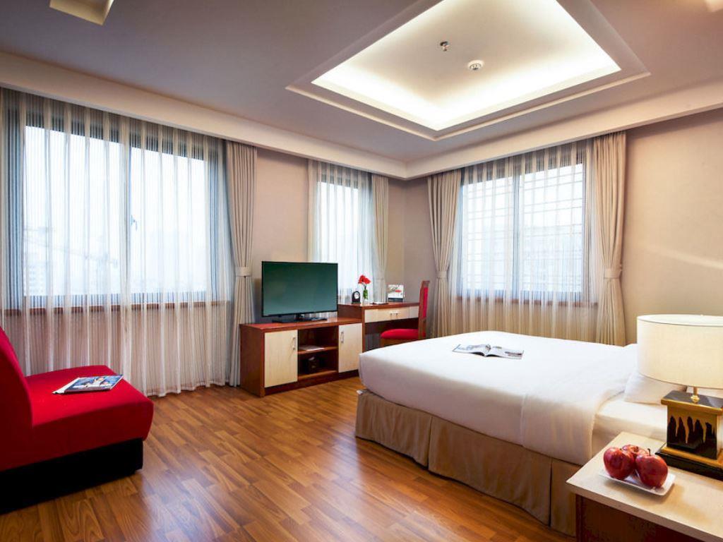 Luxeden Khách sạn 4*