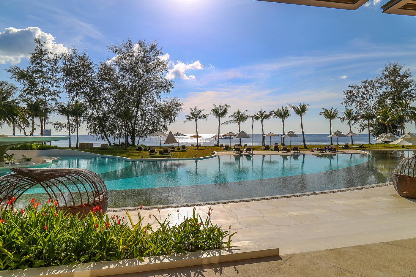 Resort The Shells & 5*