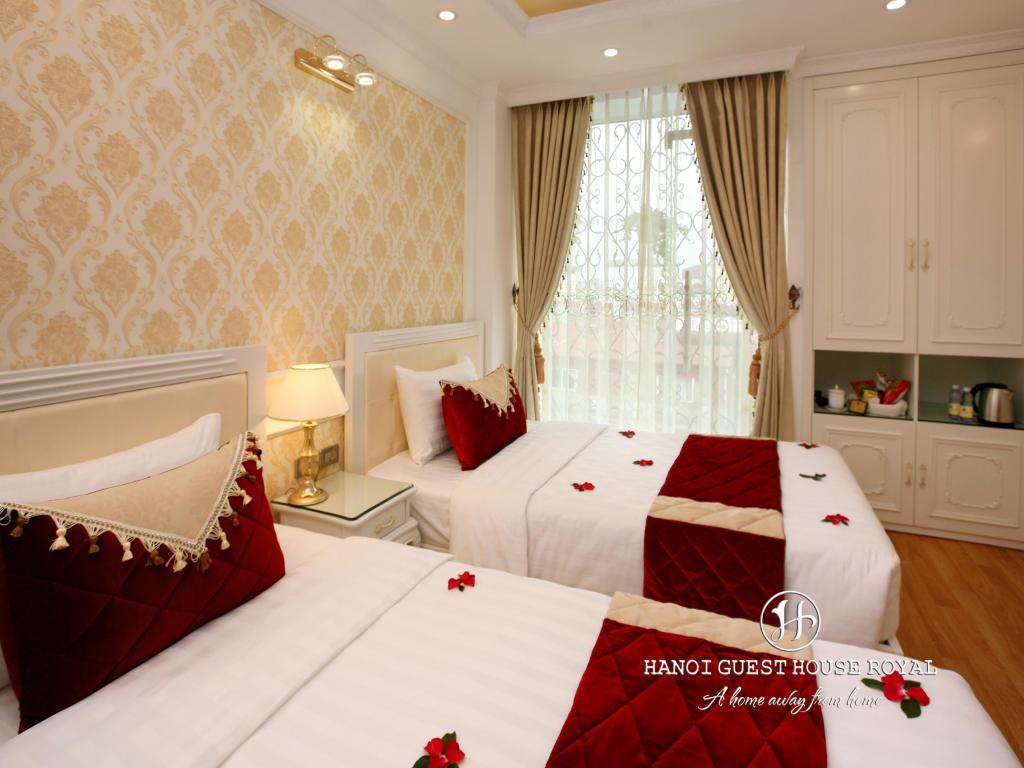 Royal 3*