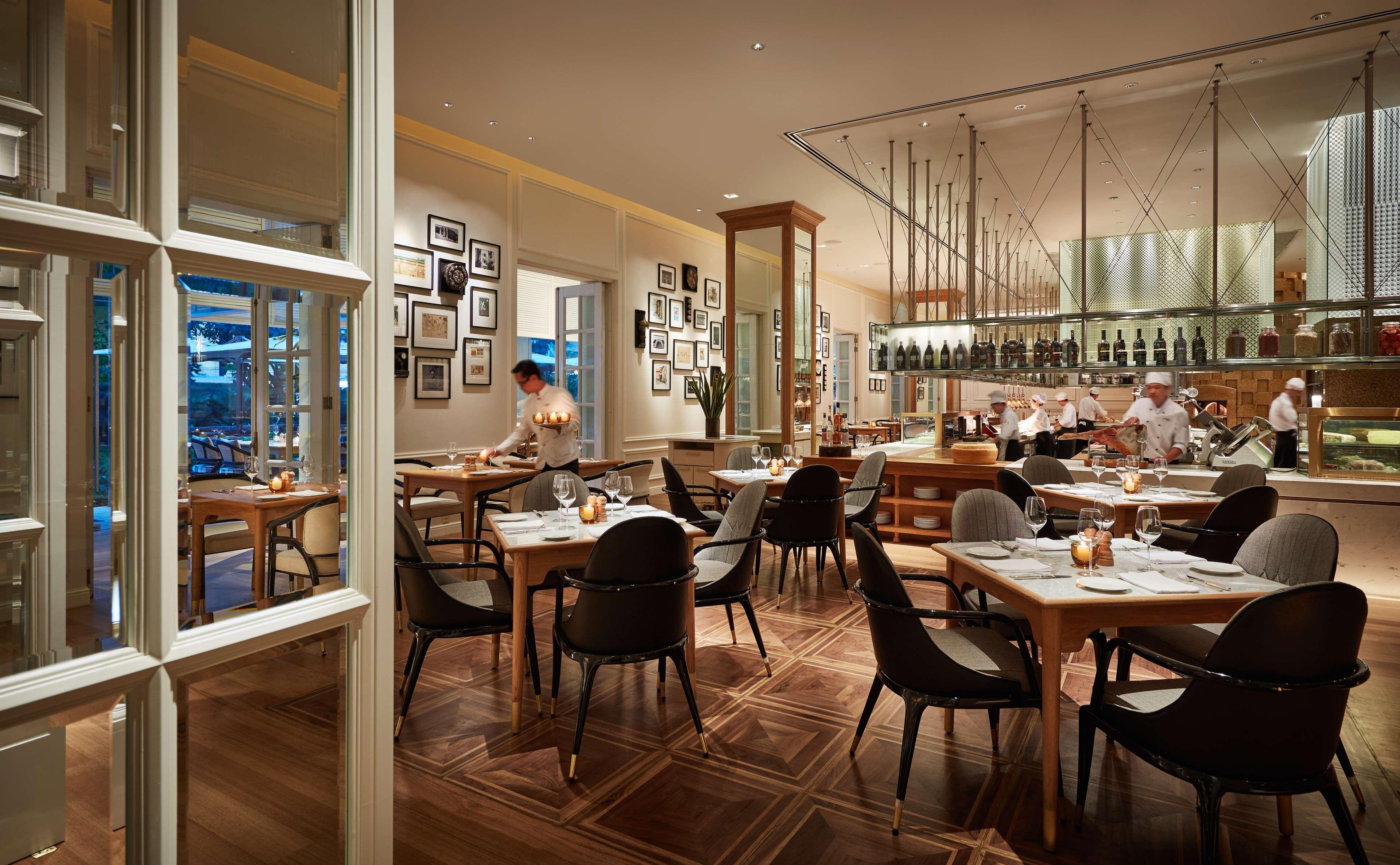 Park Hyatt Sài Gòn Khách sạn 5*