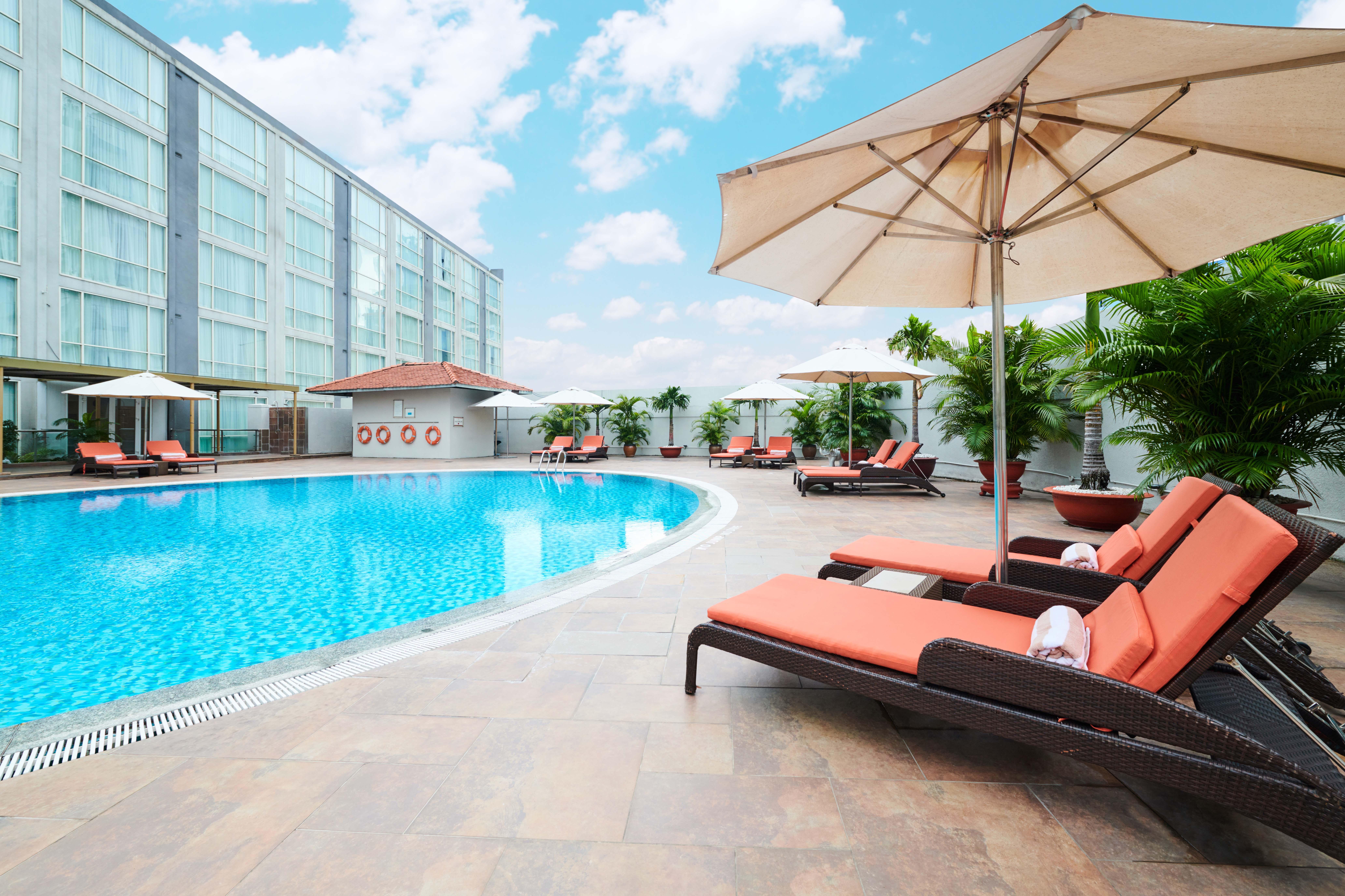 Eastin Grand Saigon Khách sạn
