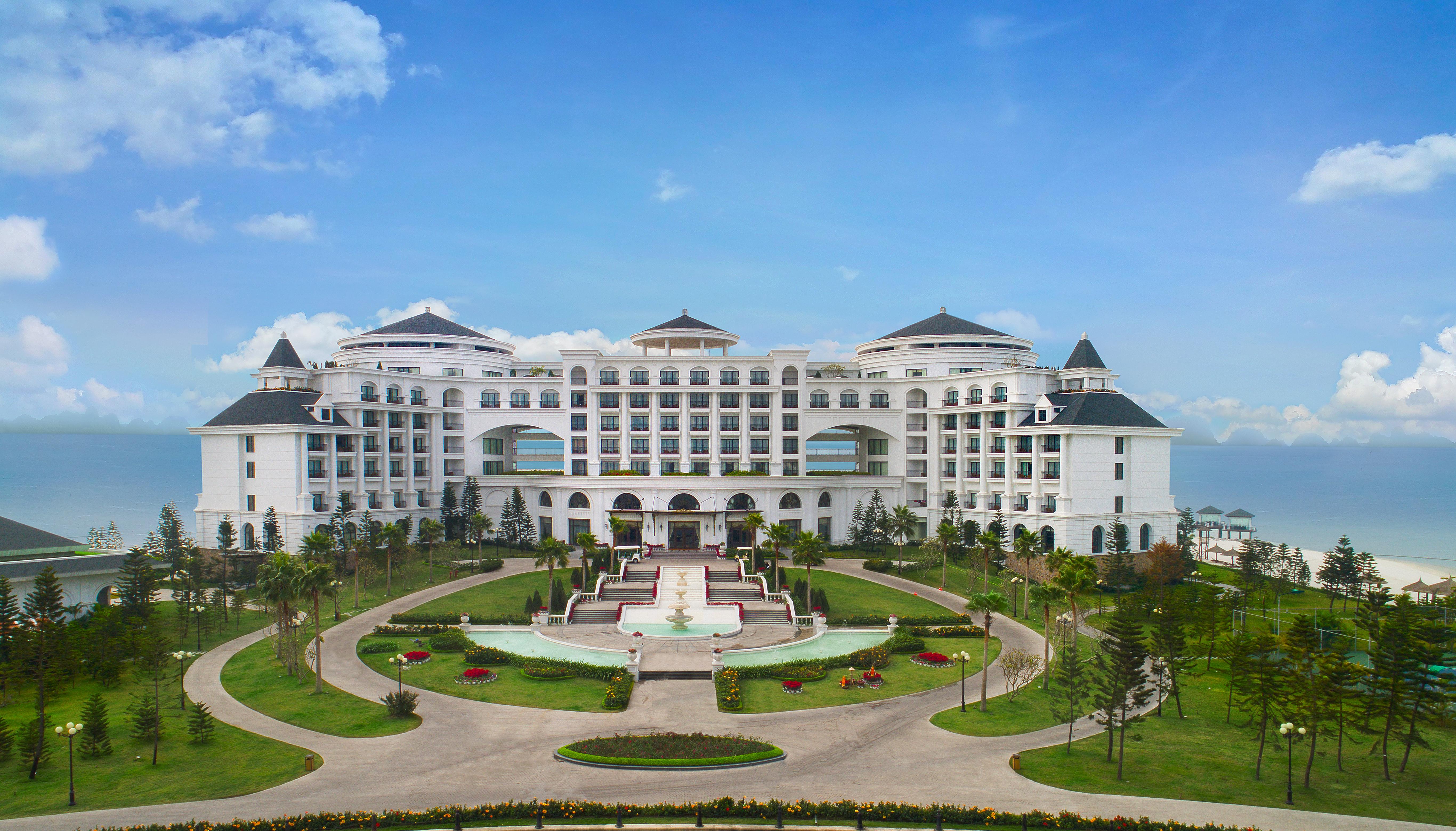 Resort Vinpearl & 5*