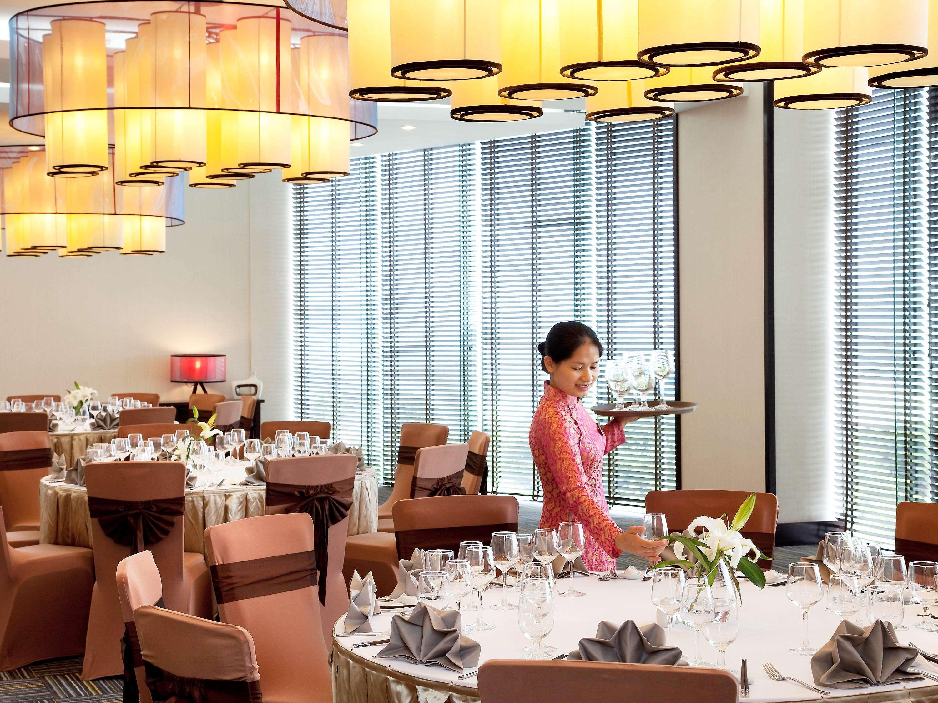 Novotel Bay Hotel