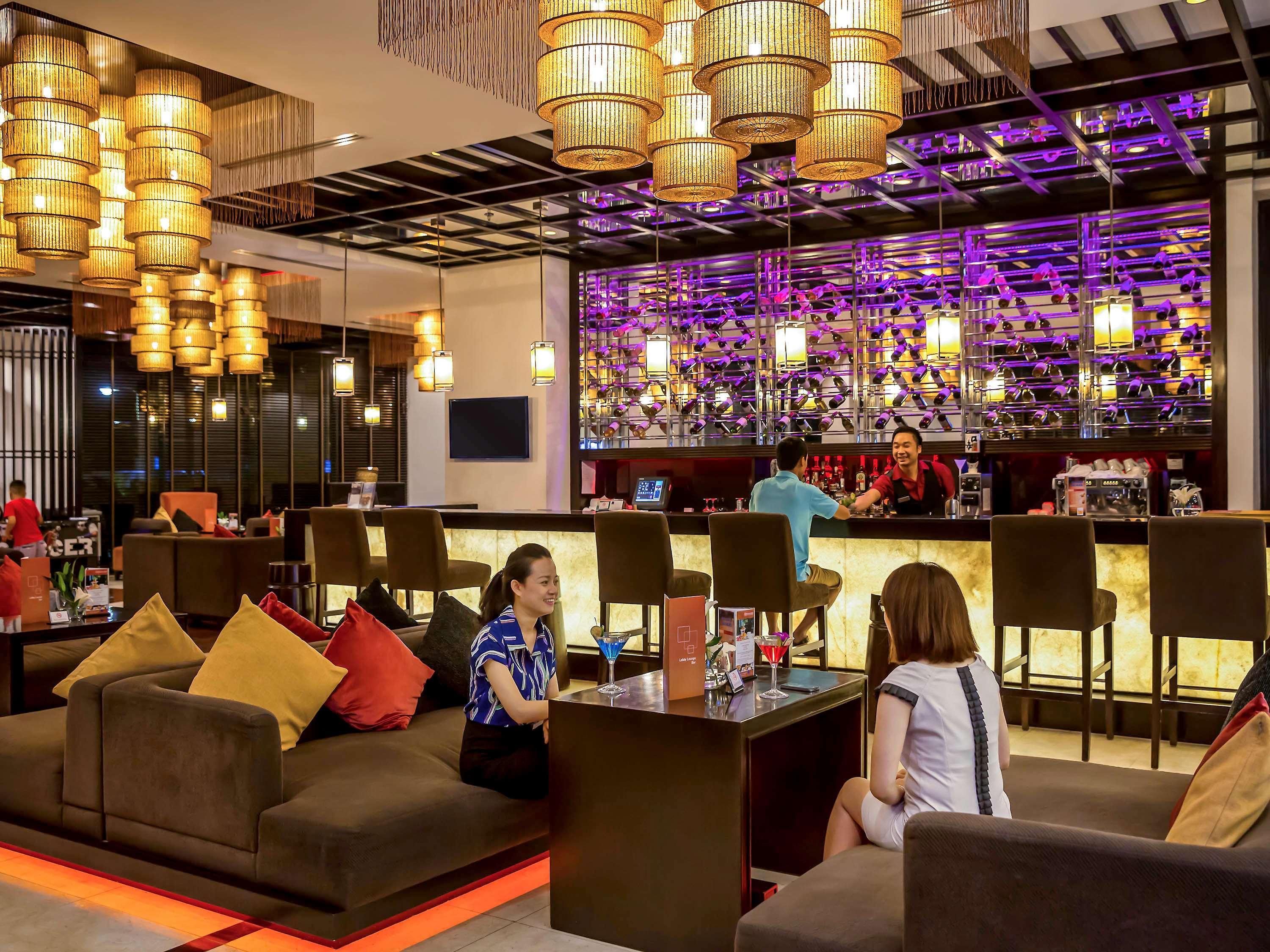 Novotel Bay Hotel 4*