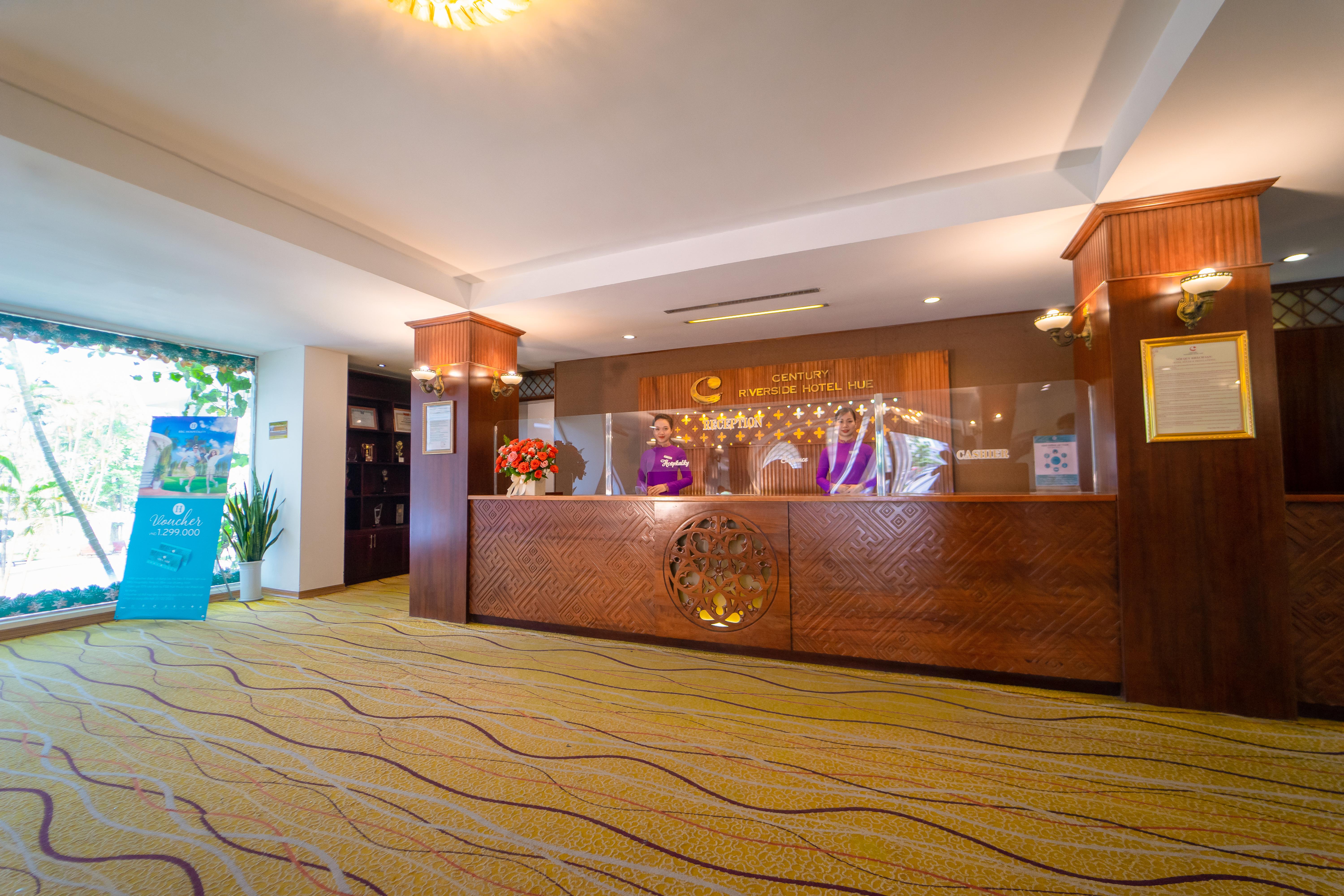 Century Riverside Huế