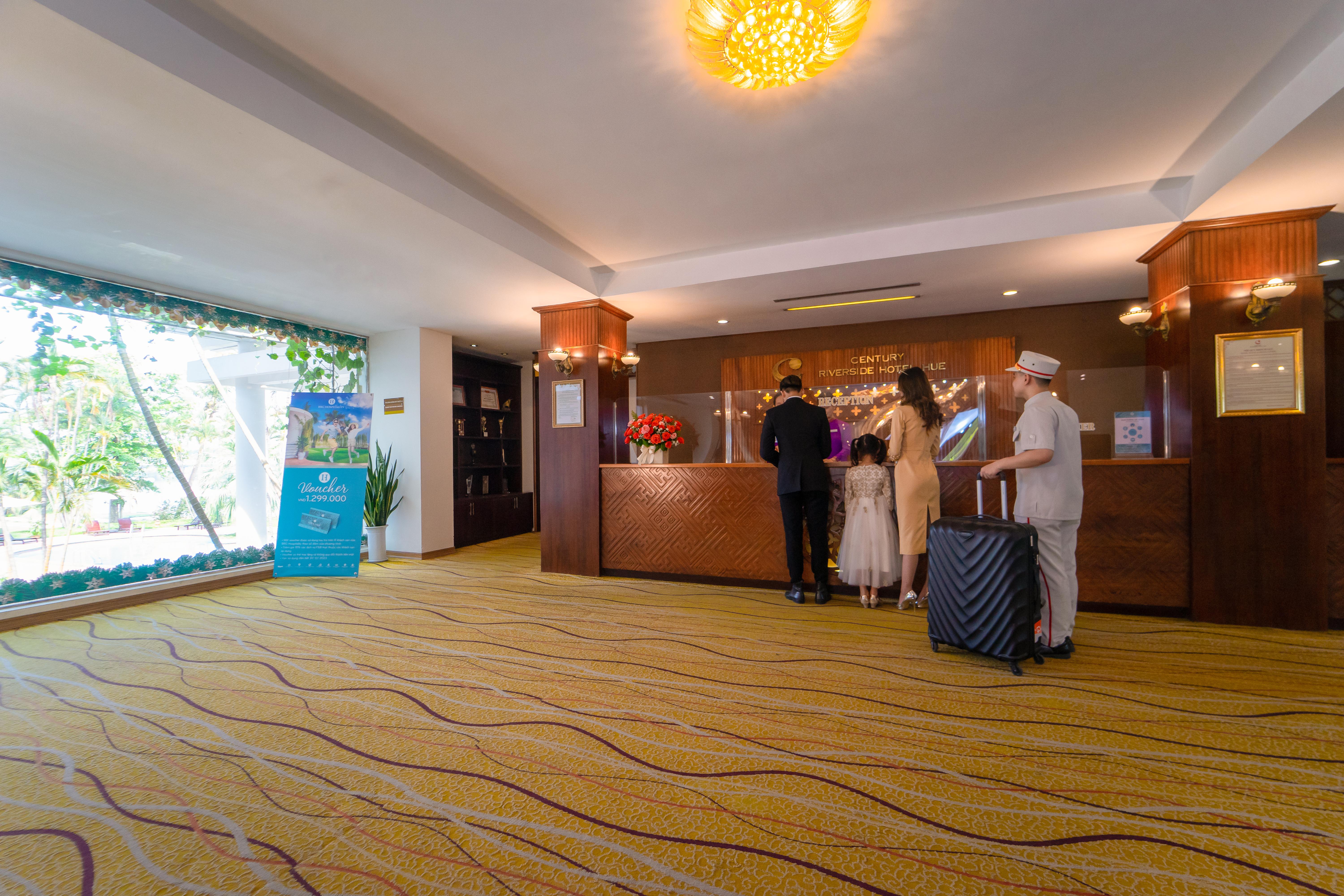 Century Riverside Khách sạn Huế