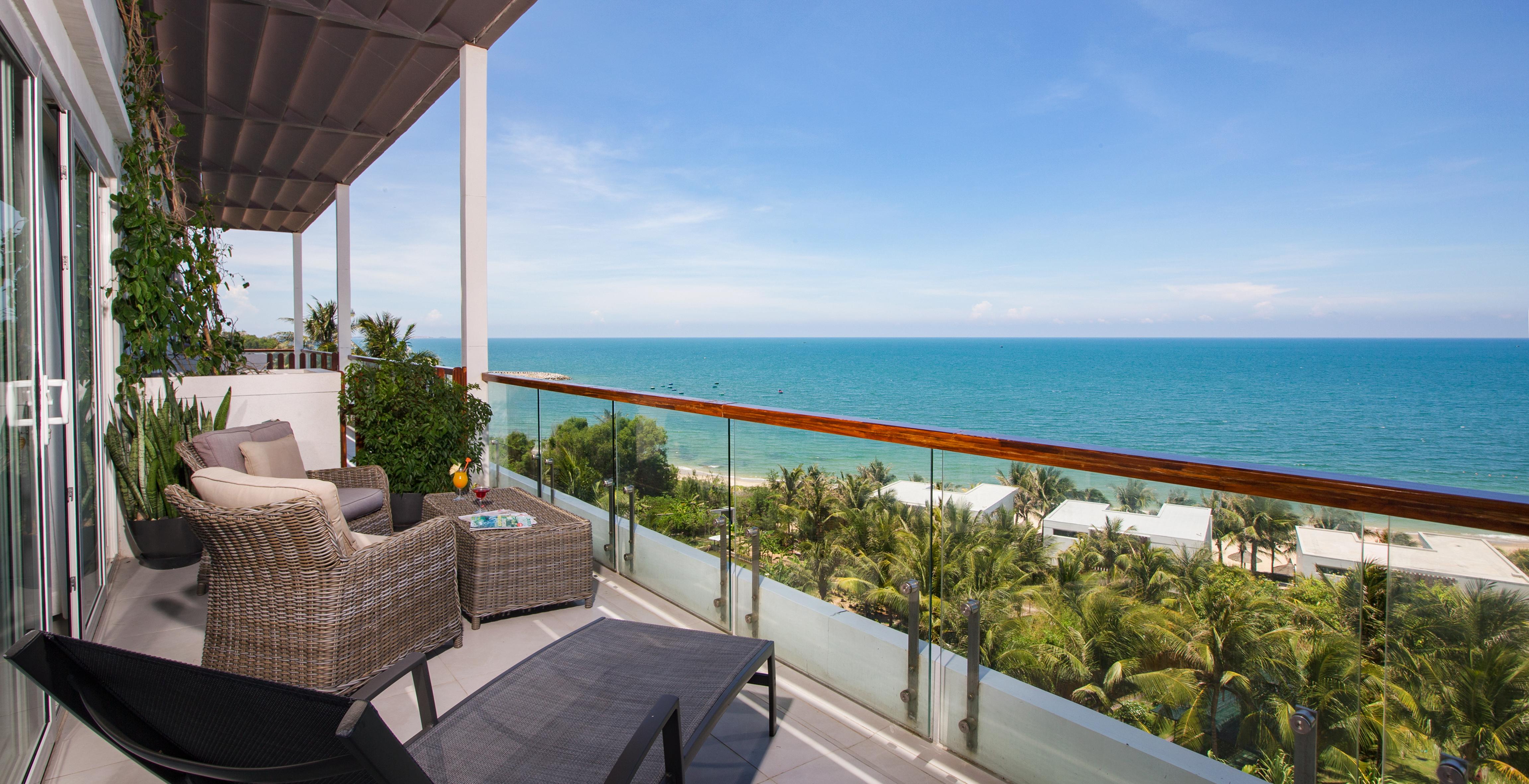 Resort The Cliff & Residences