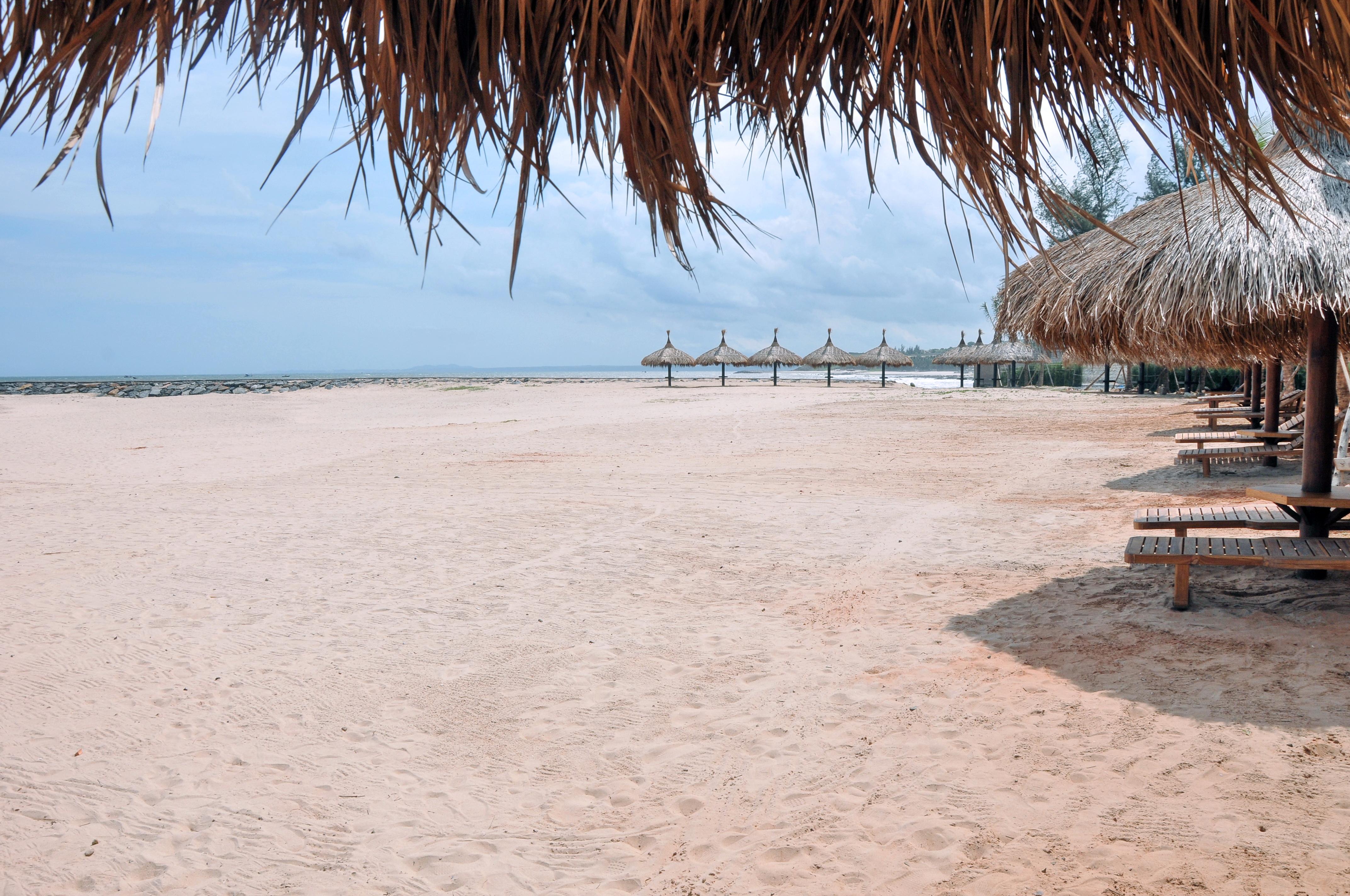 The Cliff & Residences Resort