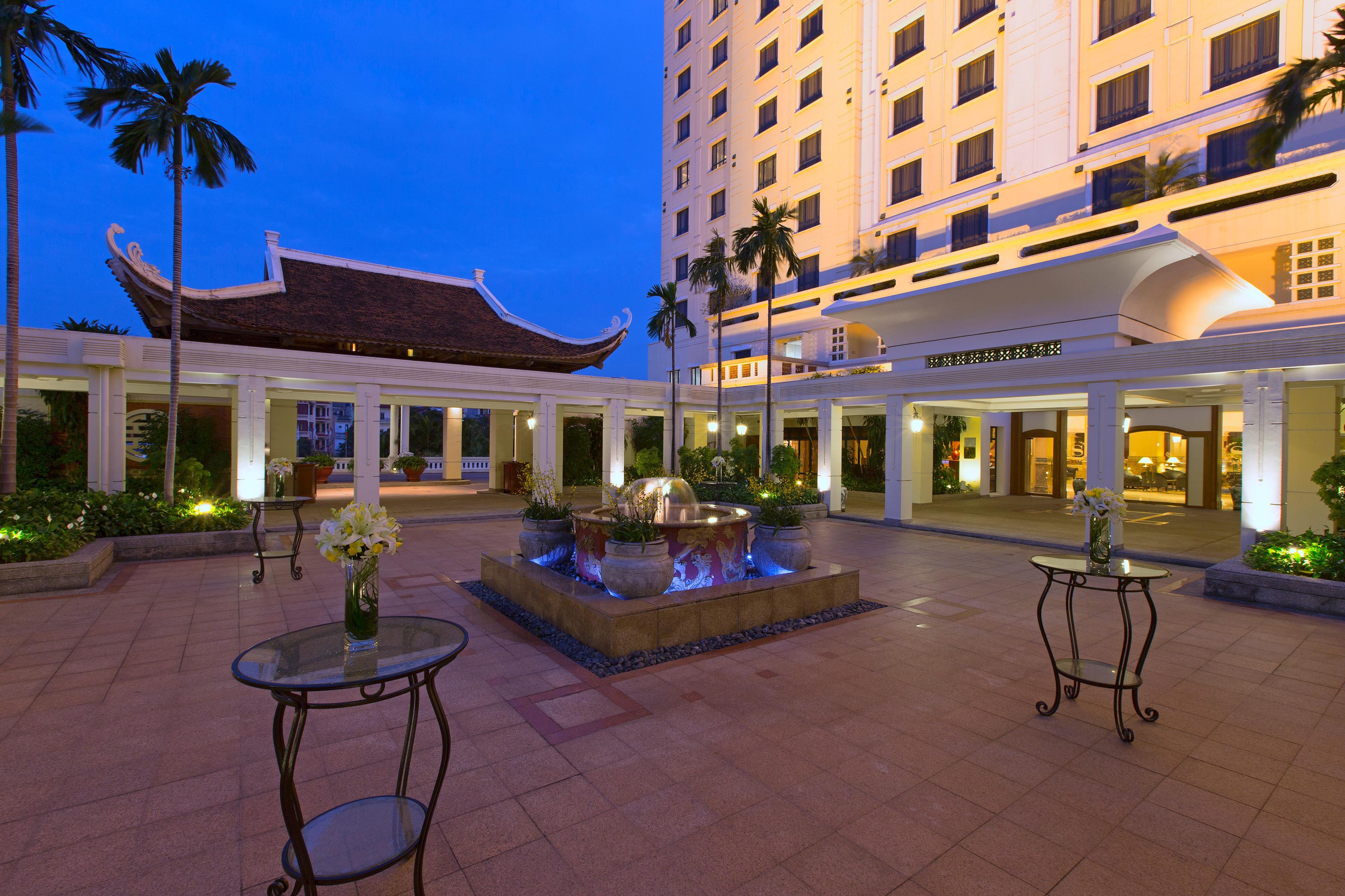 Sheraton Khách sạn Hà Nội