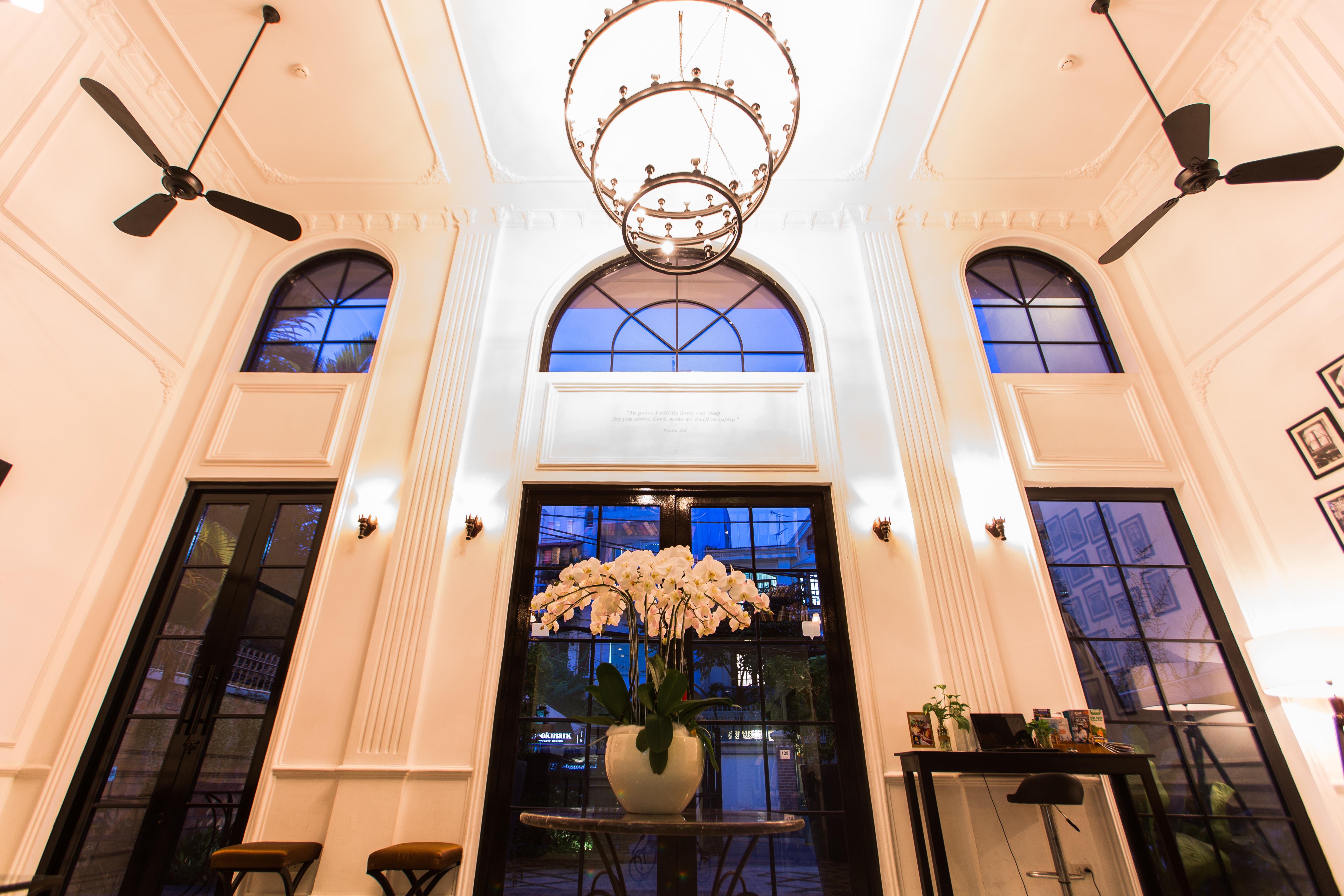 The Alcove Library 3*