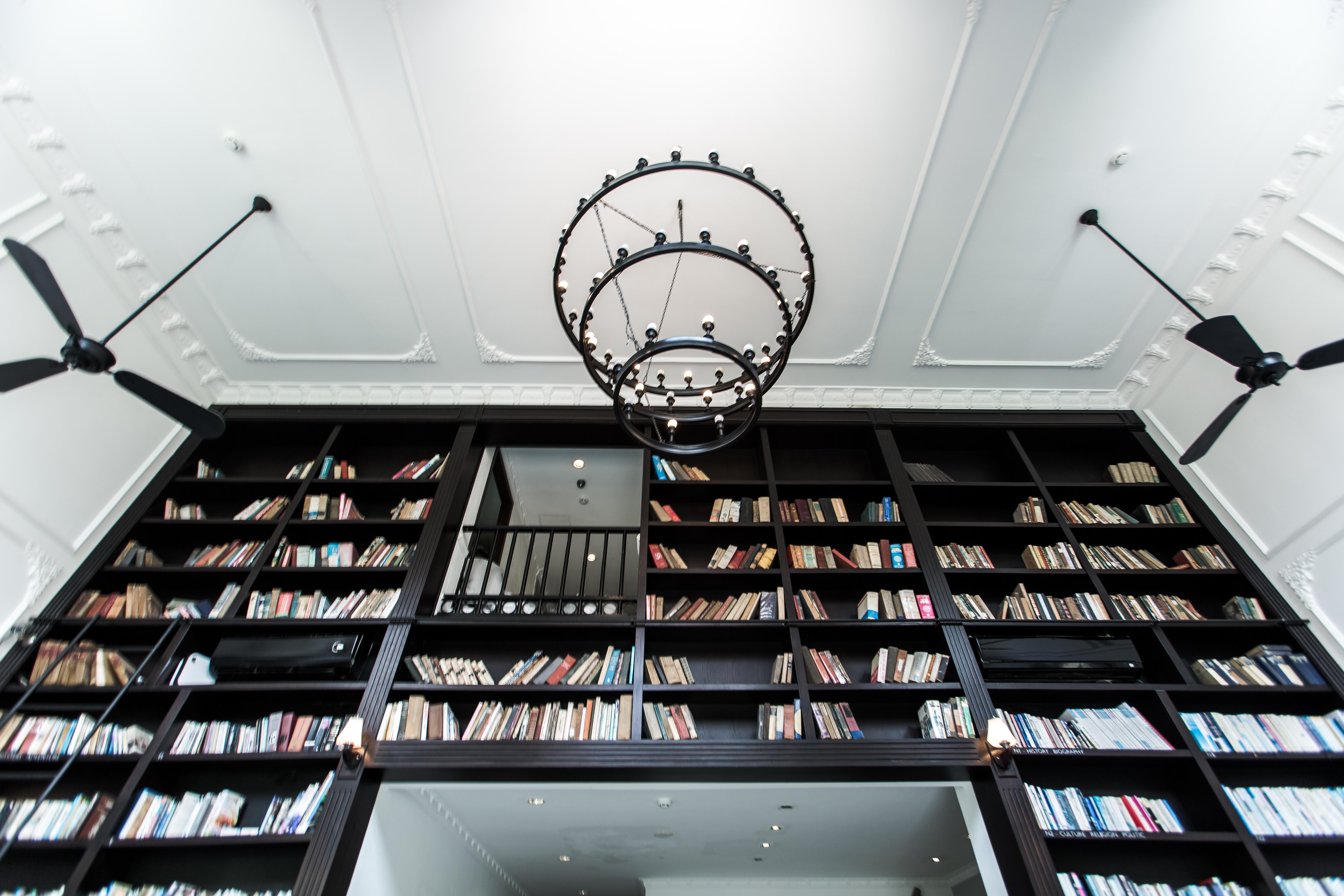 The Alcove Library 3* TP. Hồ Chí Minh