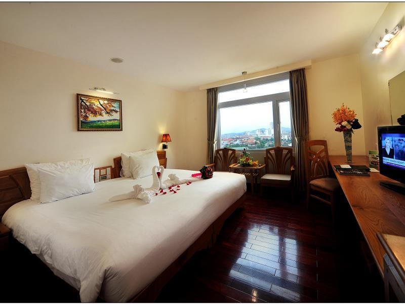 Romance Khách sạn Huế