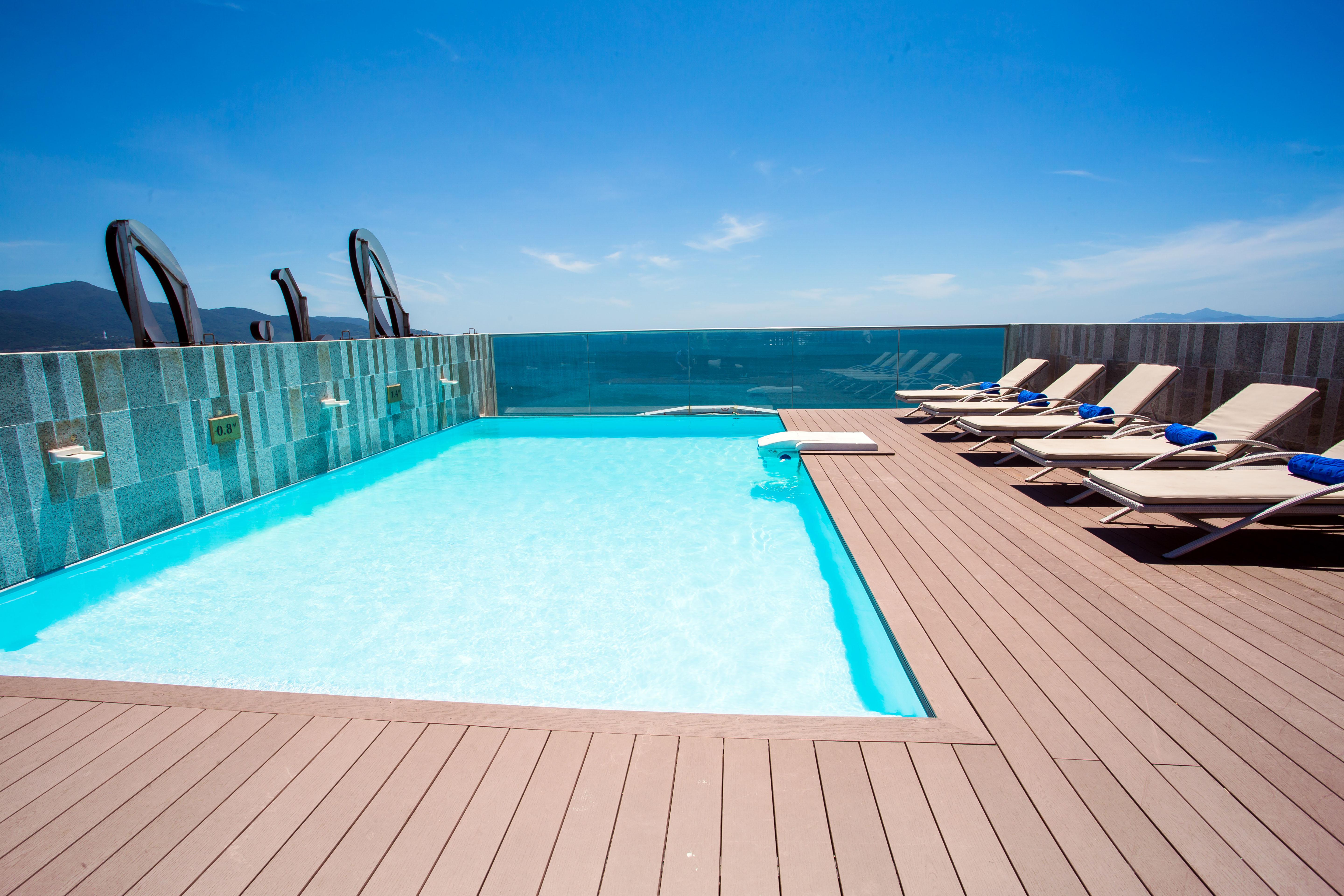 Holiday Beach Hotel Danang Hotel Da Nang