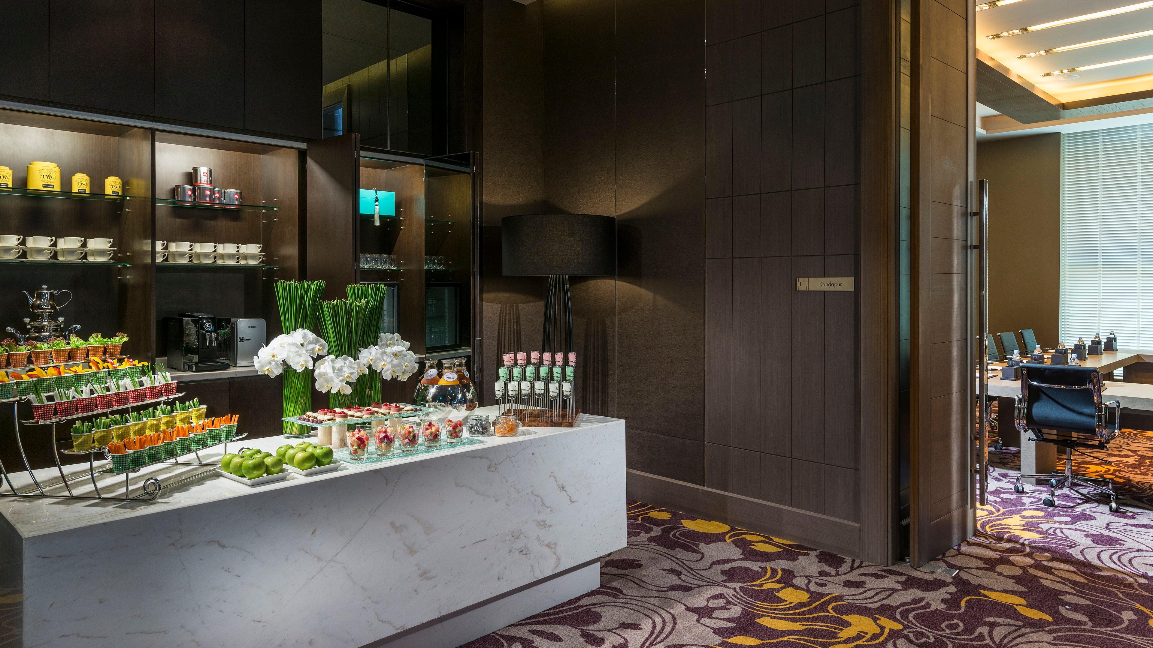 Intercontinental By Ihg 5*