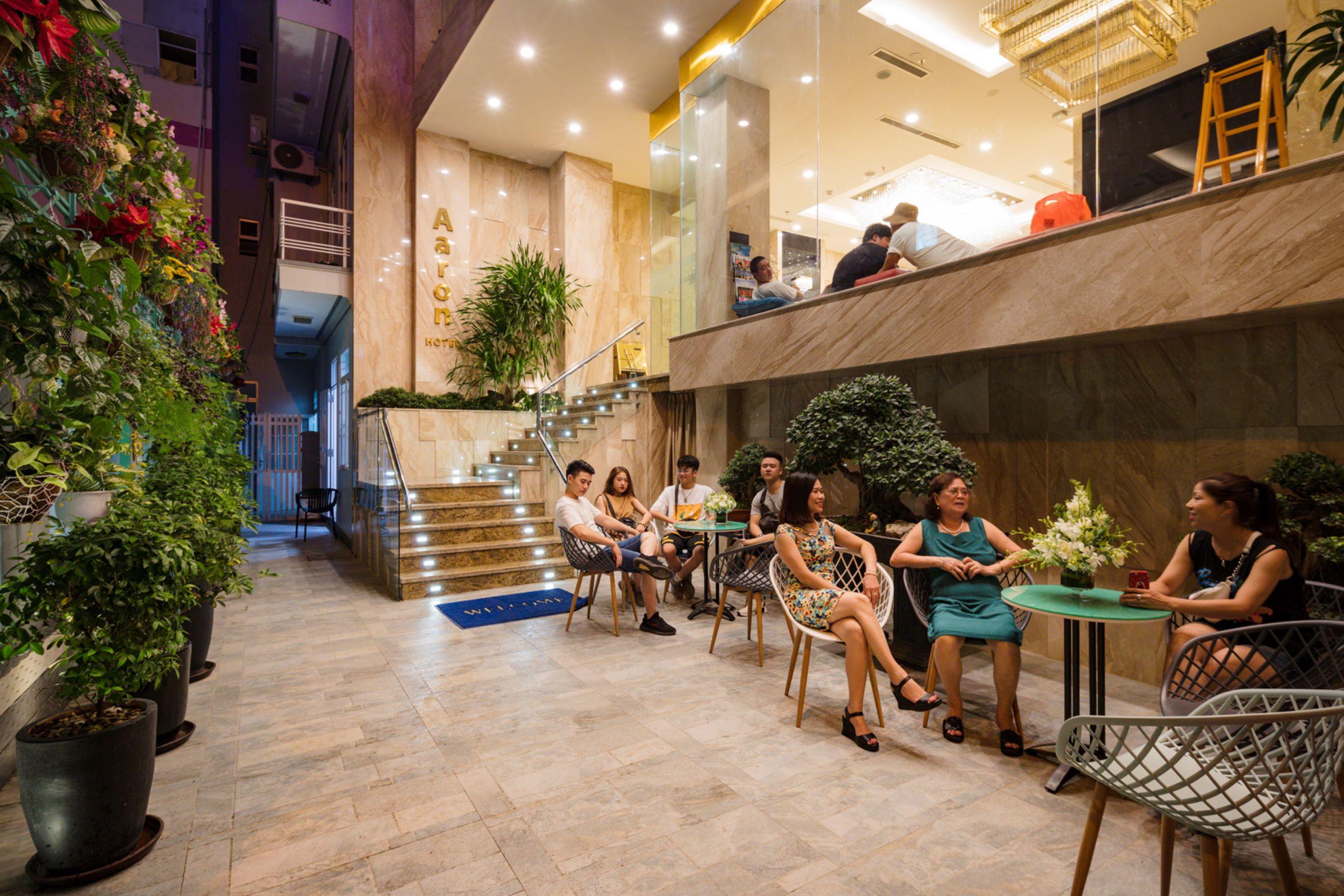 Hotel Aaron 3*