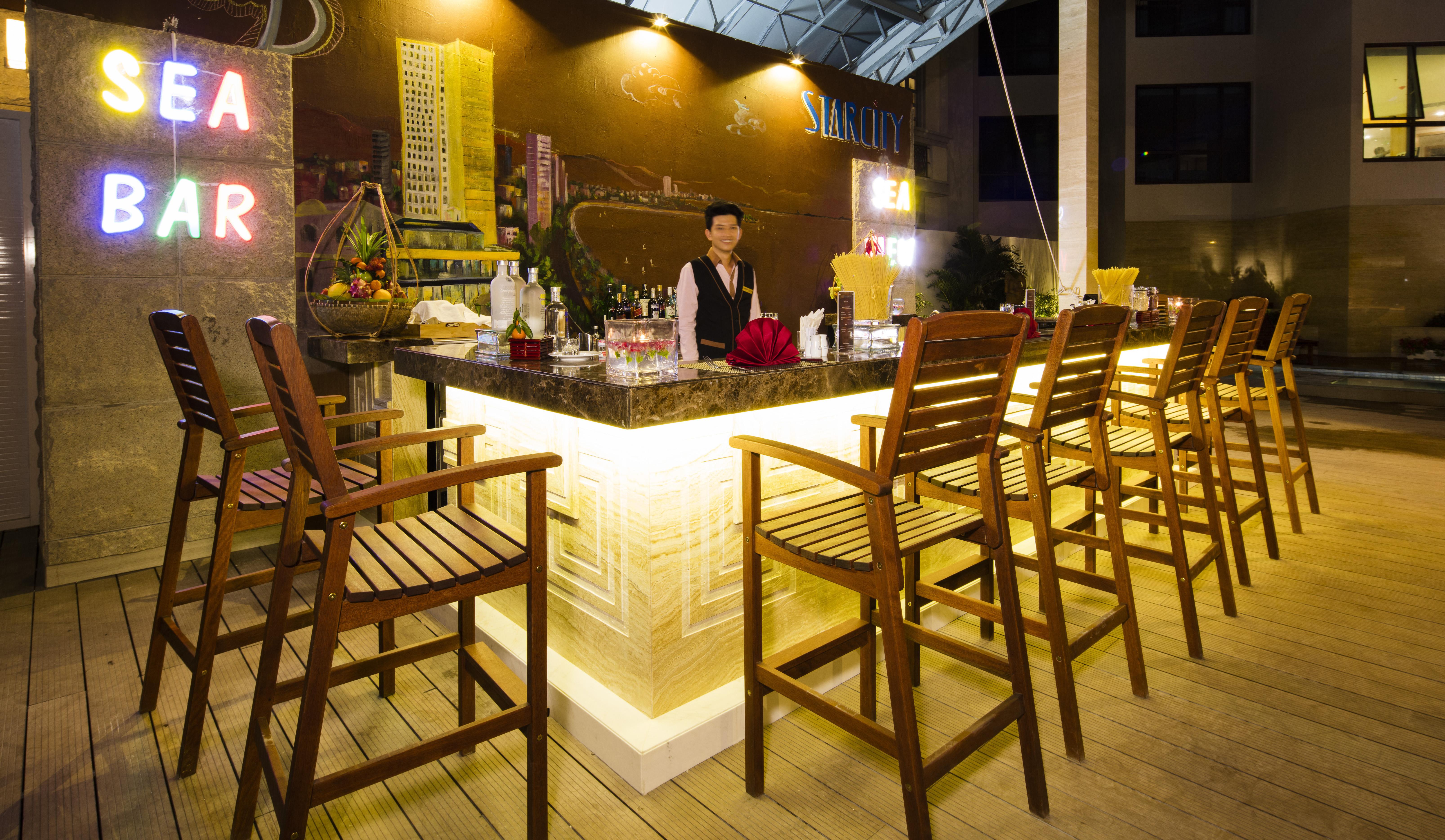 Starcity Hotel&condotel Beachfront Khách sạn