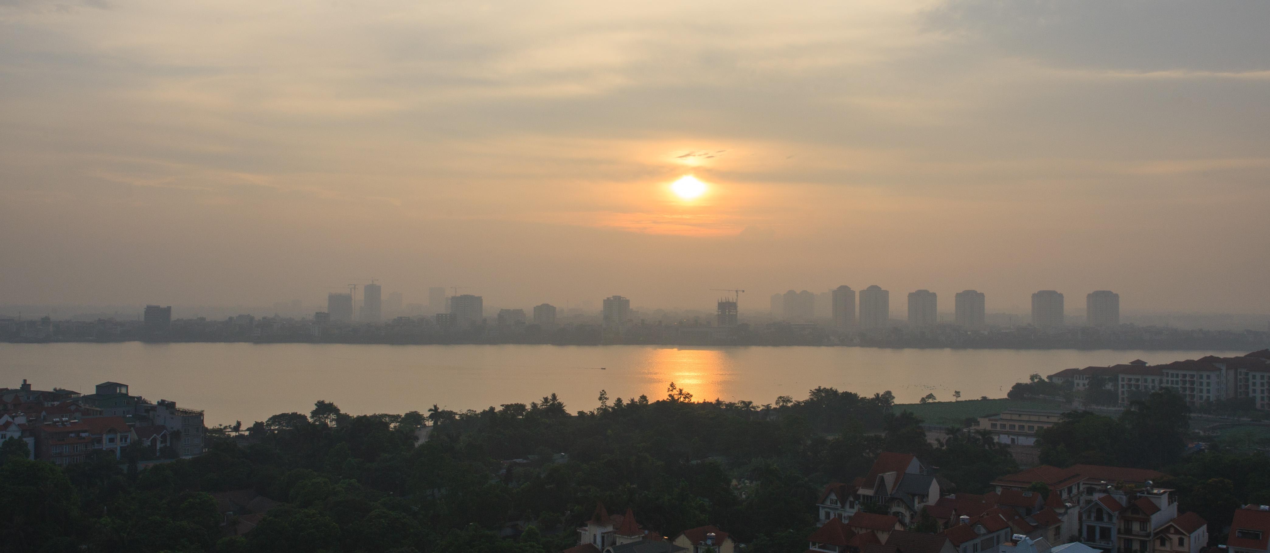 Elegant Westlake 5* Hanoi