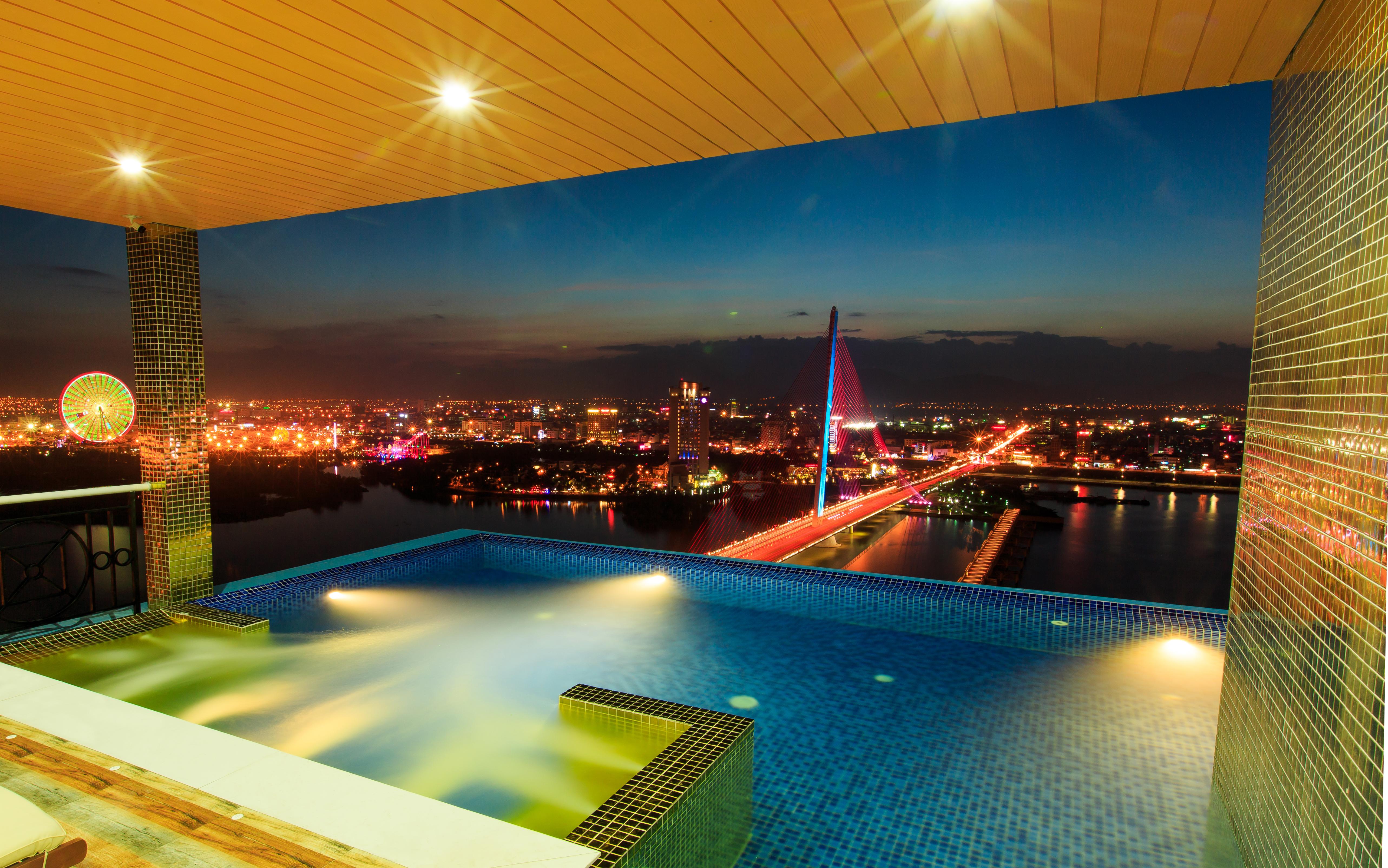 Hotel Fivitel Da Nang