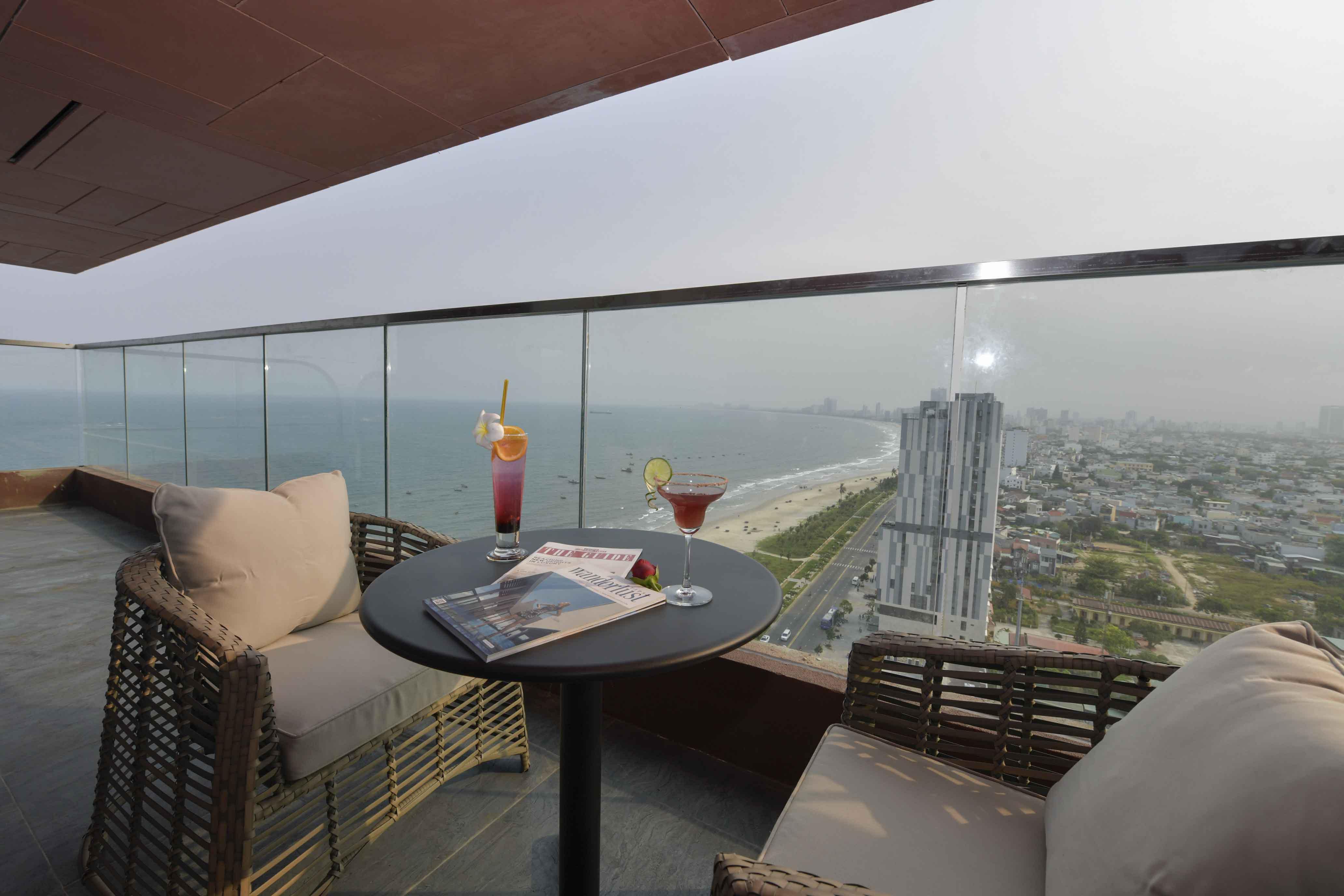 Hotel The Code & 4*