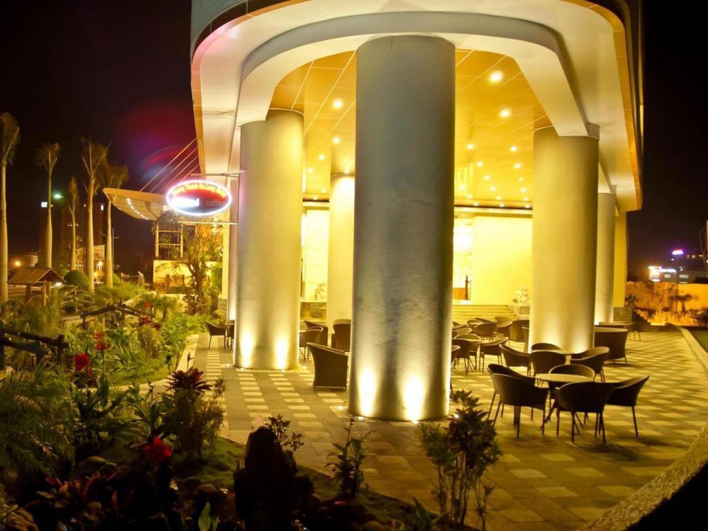Muong Thanh Grand Khách sạn