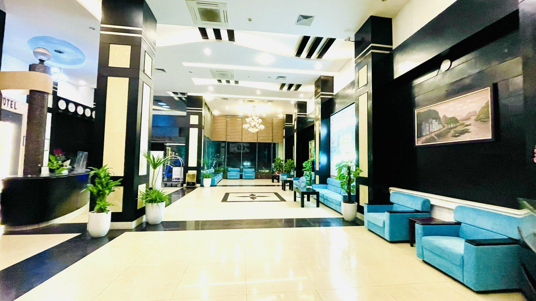 Sea Pearl Cat Ba Hotel