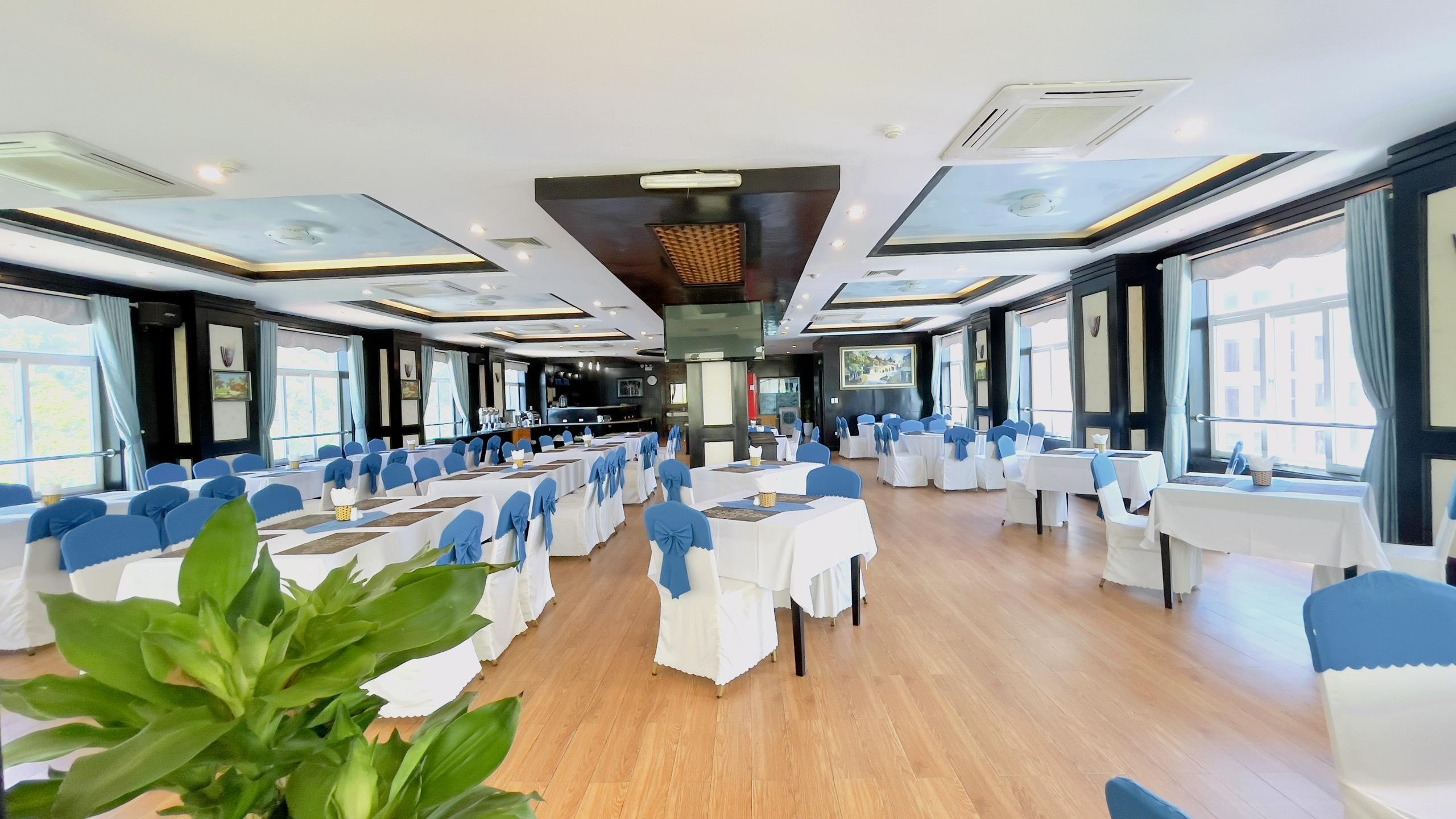 Sea Pearl Cat Ba Hotel