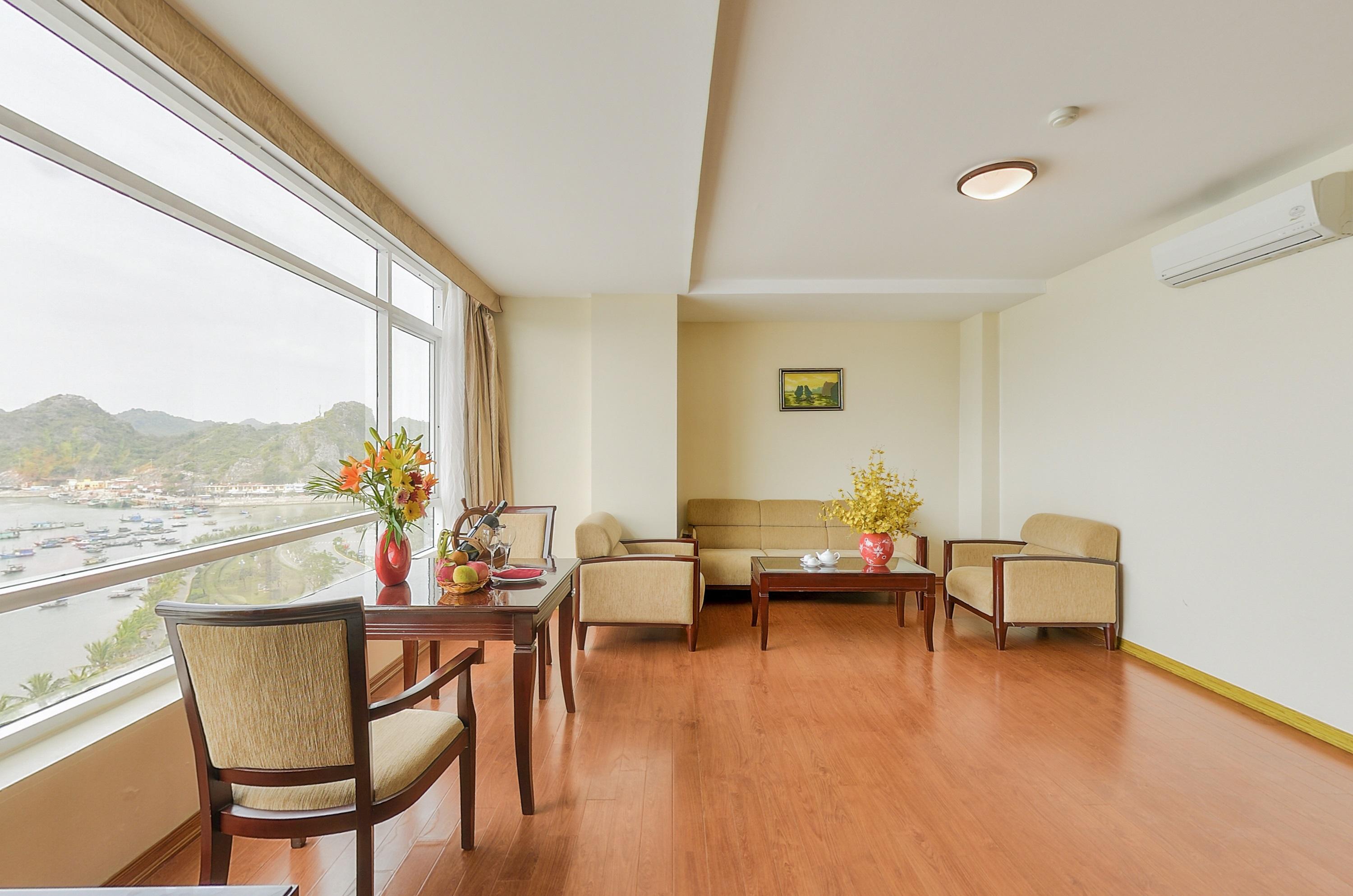 Sea Pearl Cat Ba Hotel