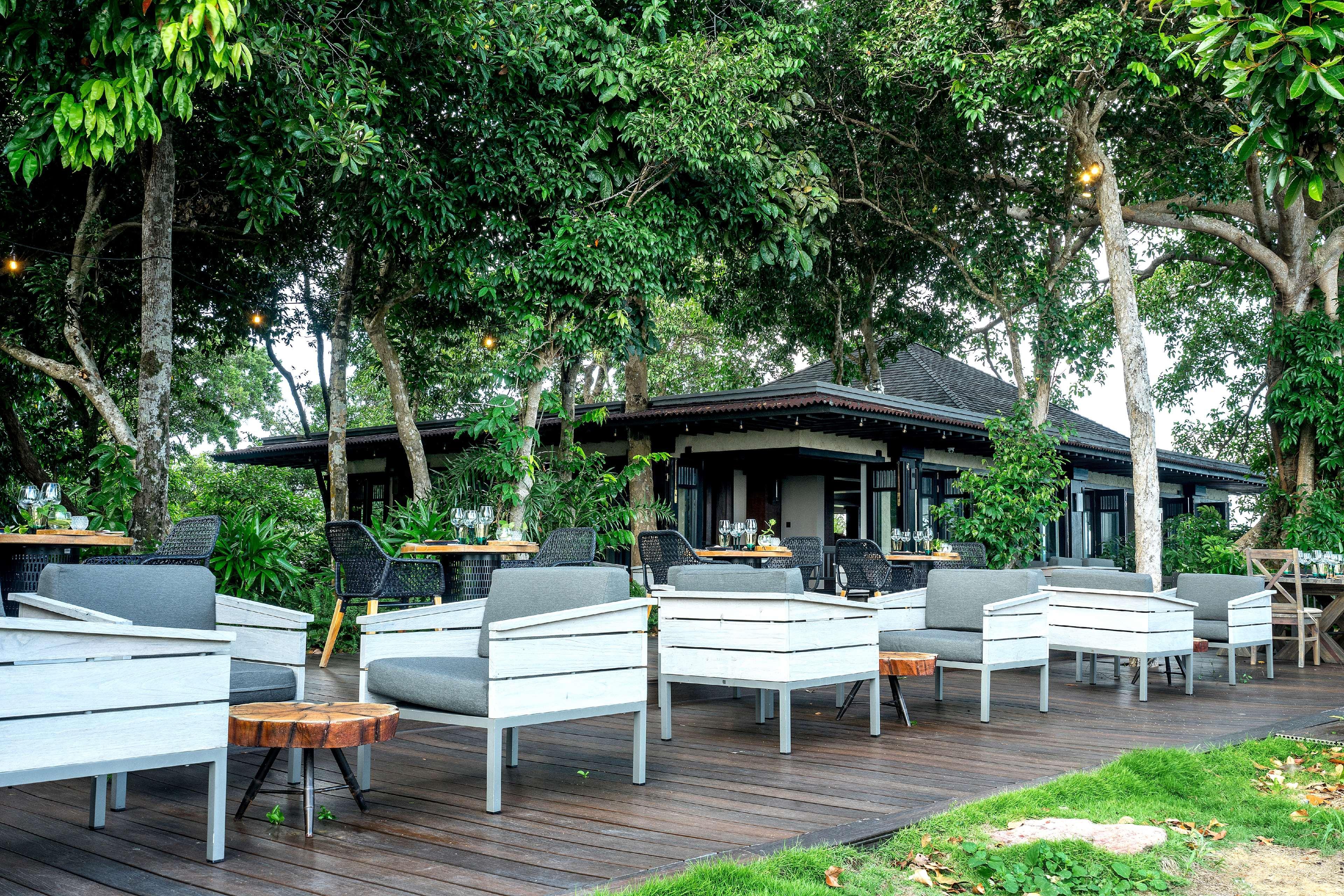 Nam Nghi Coral Peninsula 5* Phu Quoc