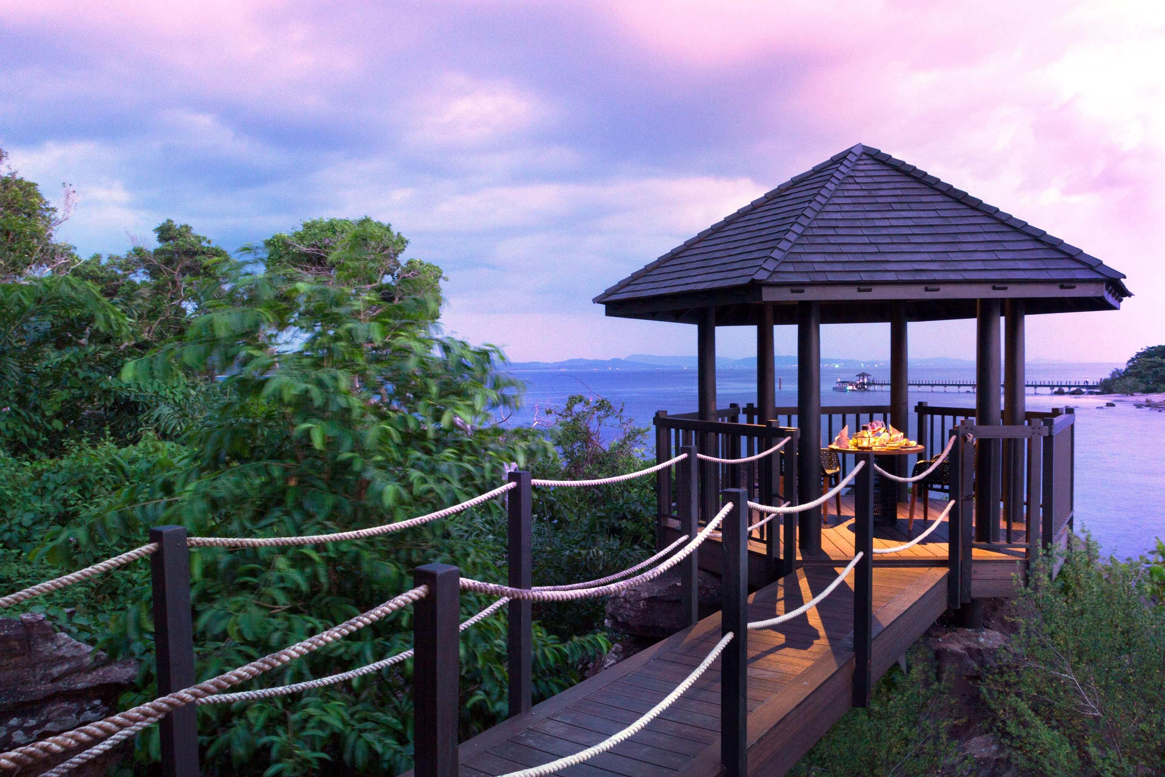 Nam Nghi Coral Peninsula Resort