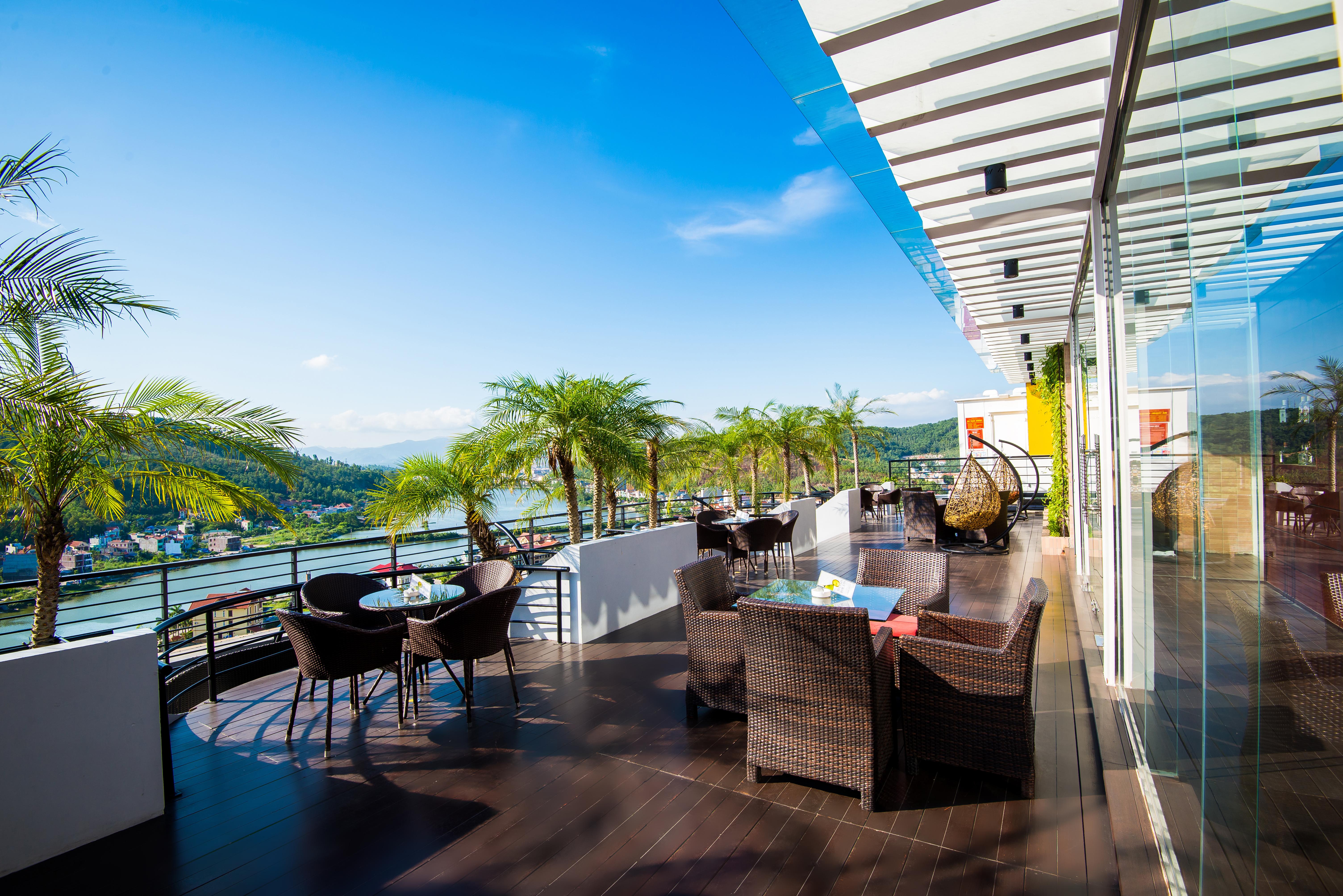 Royal Lotus 4* Ha Long