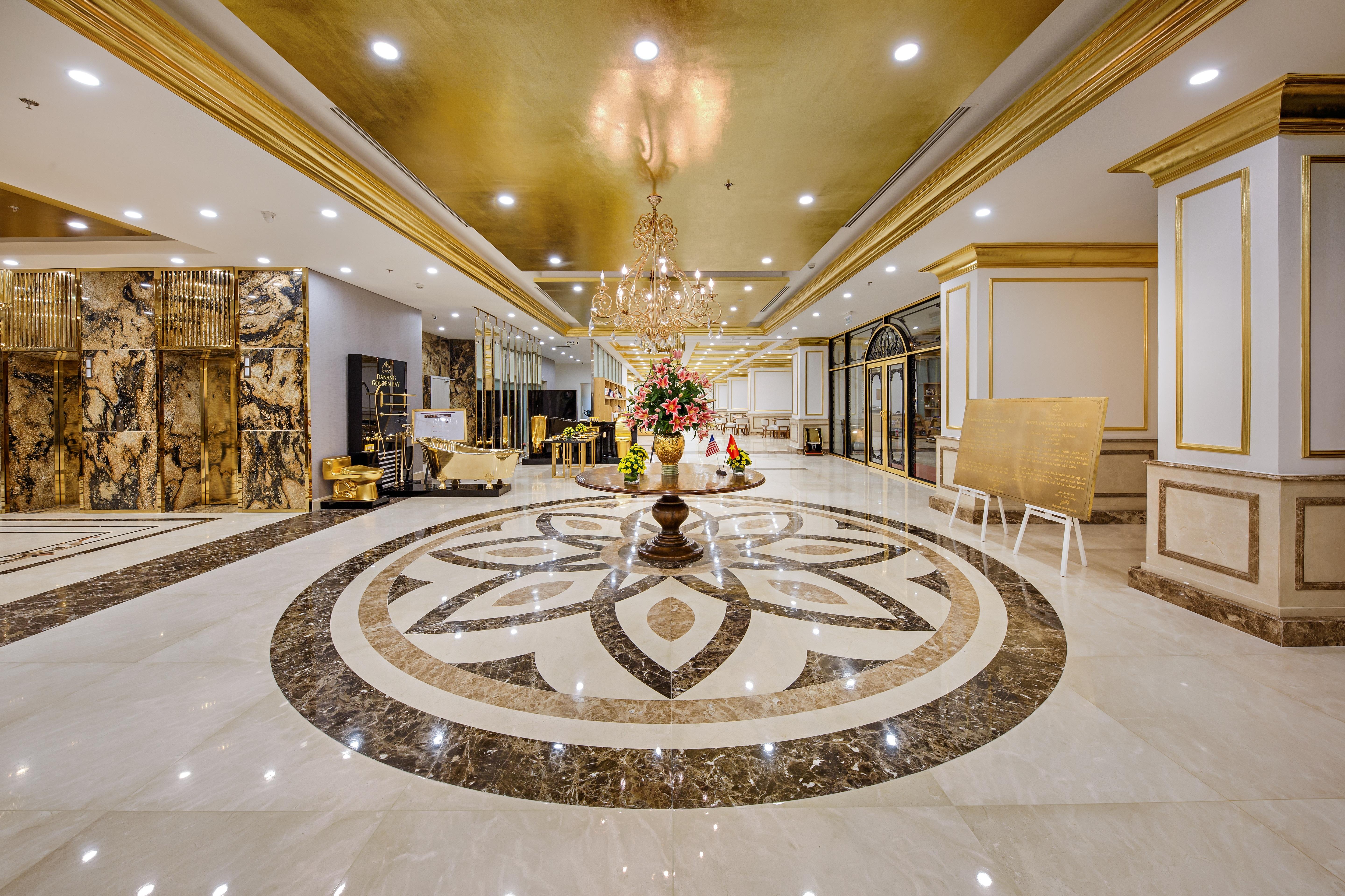 Wyndham Golden Bay Hotel