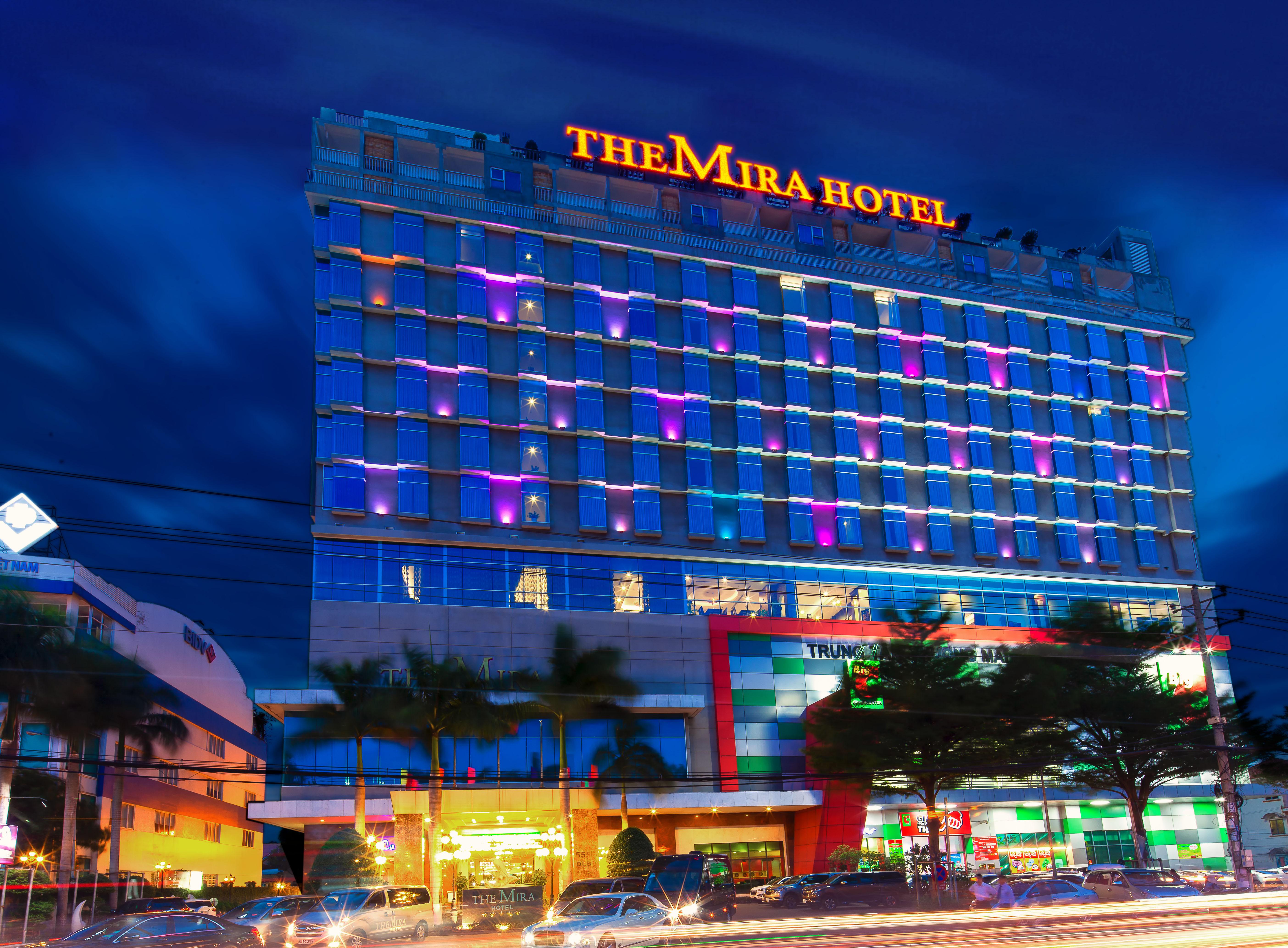 Hotel The Mira