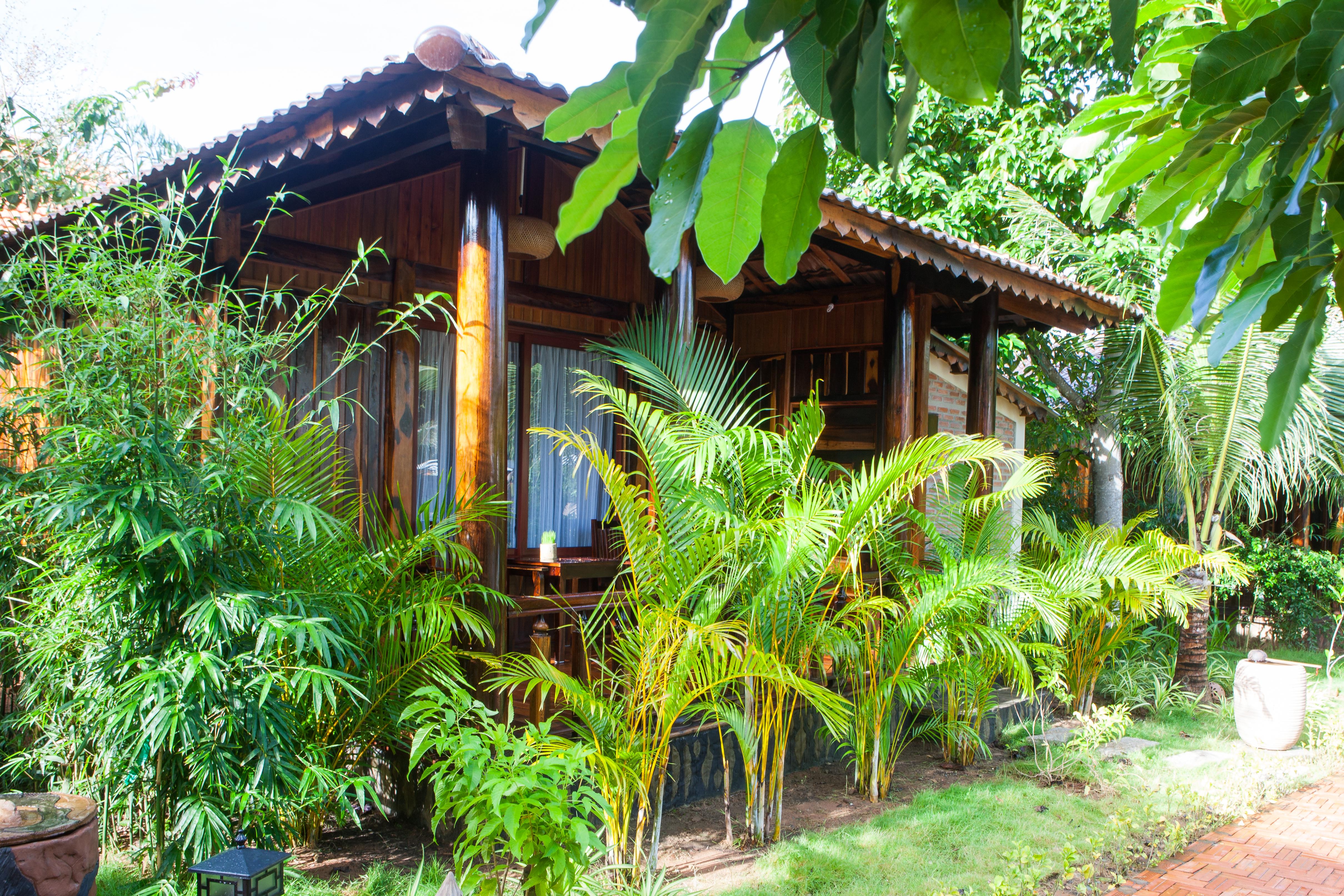 Elwood Premier Resort Phu Quoc 4*
