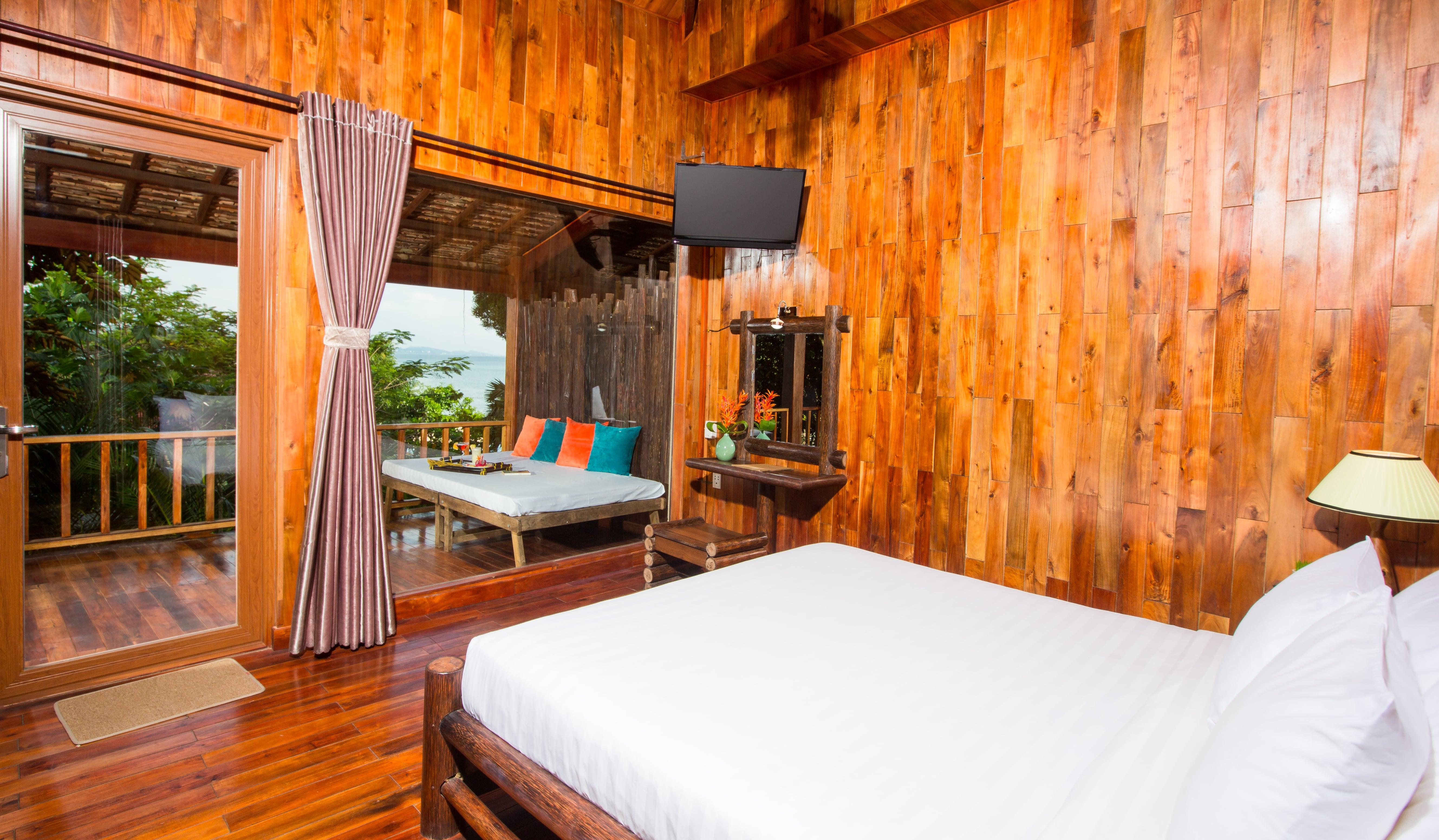 Dưỡng Bãi Biển Chez Carole 4* Phú Quốc