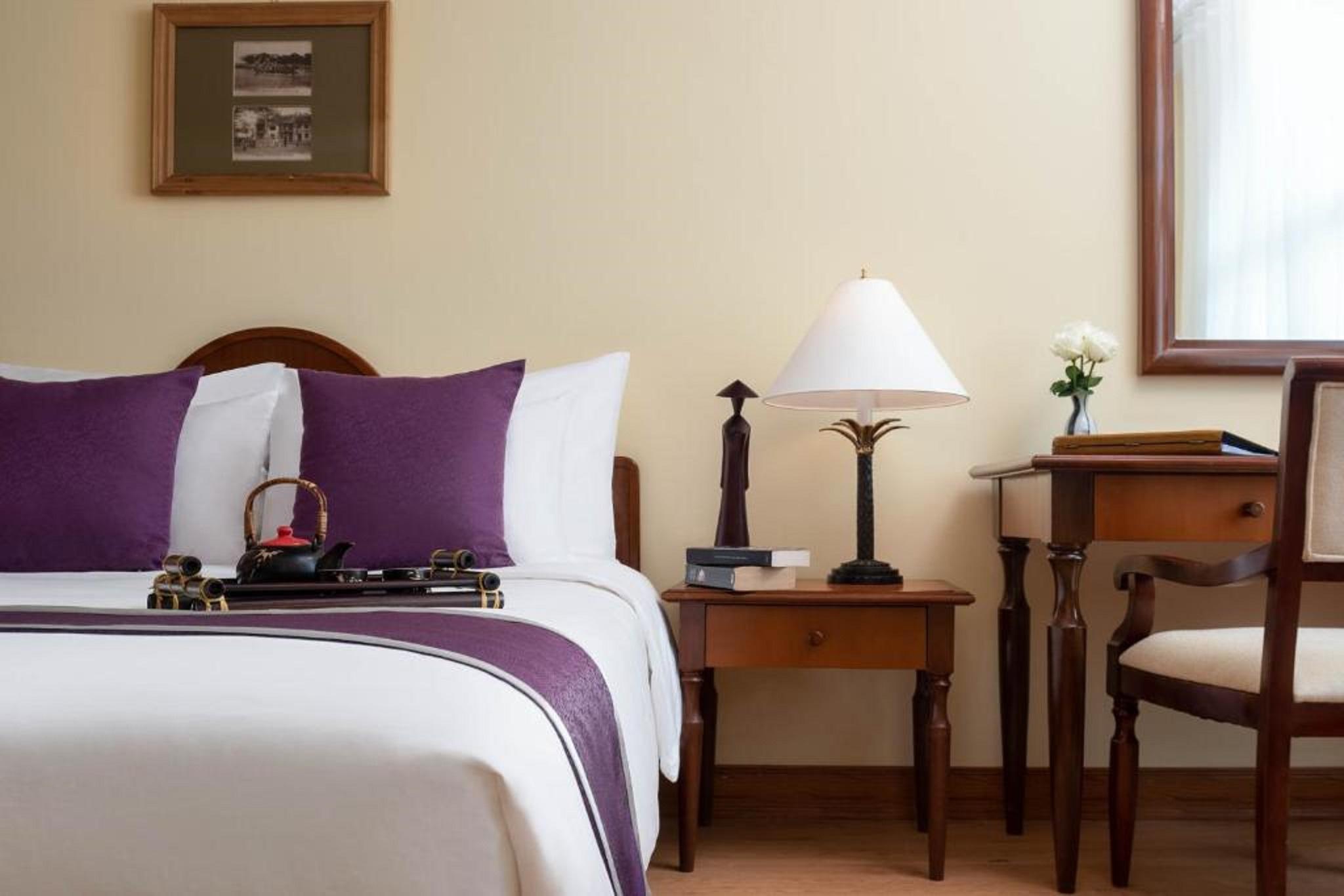 Avani Phong Harbour View Hotel 4*