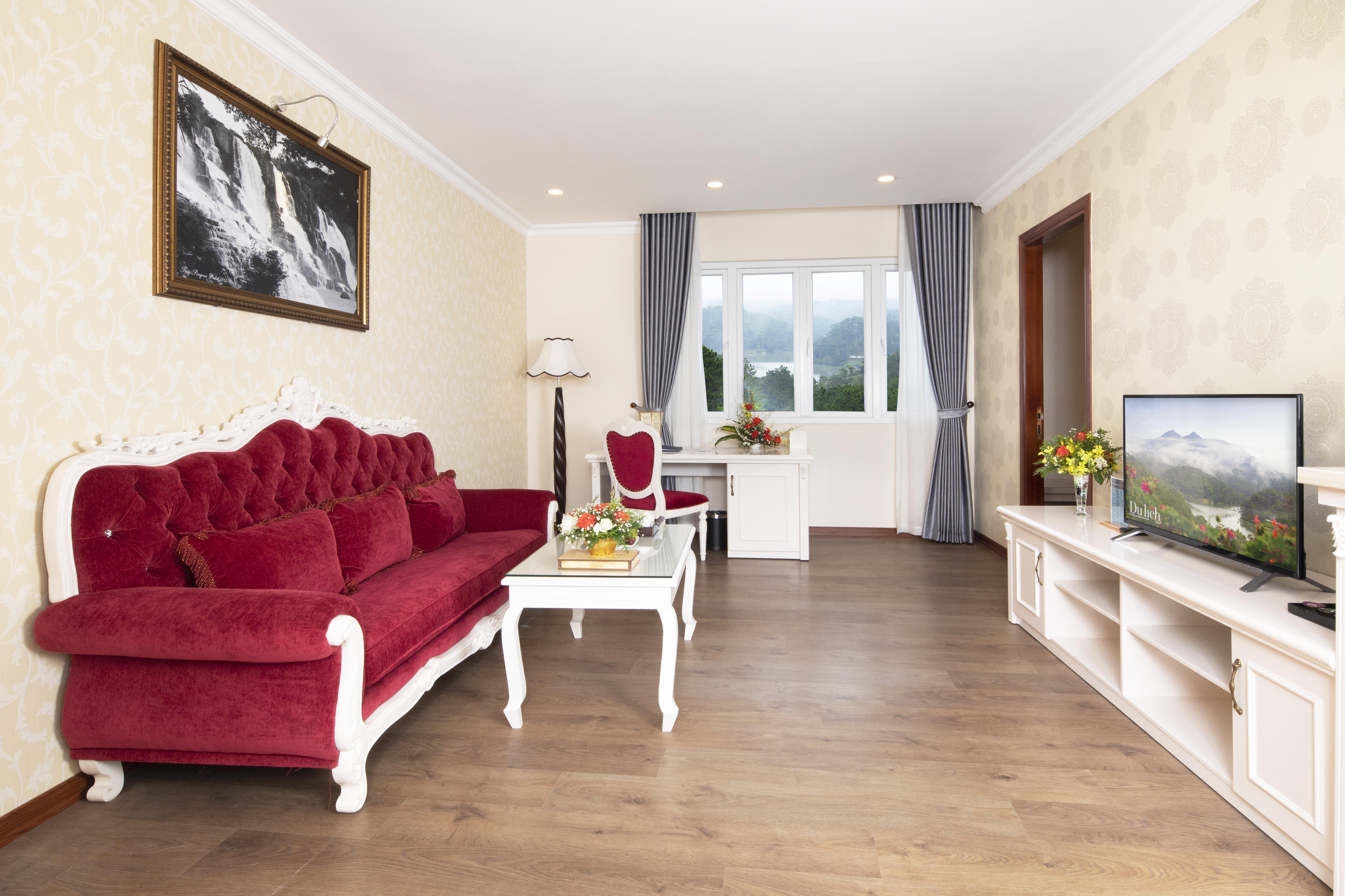 Hotel Ladalat 5*