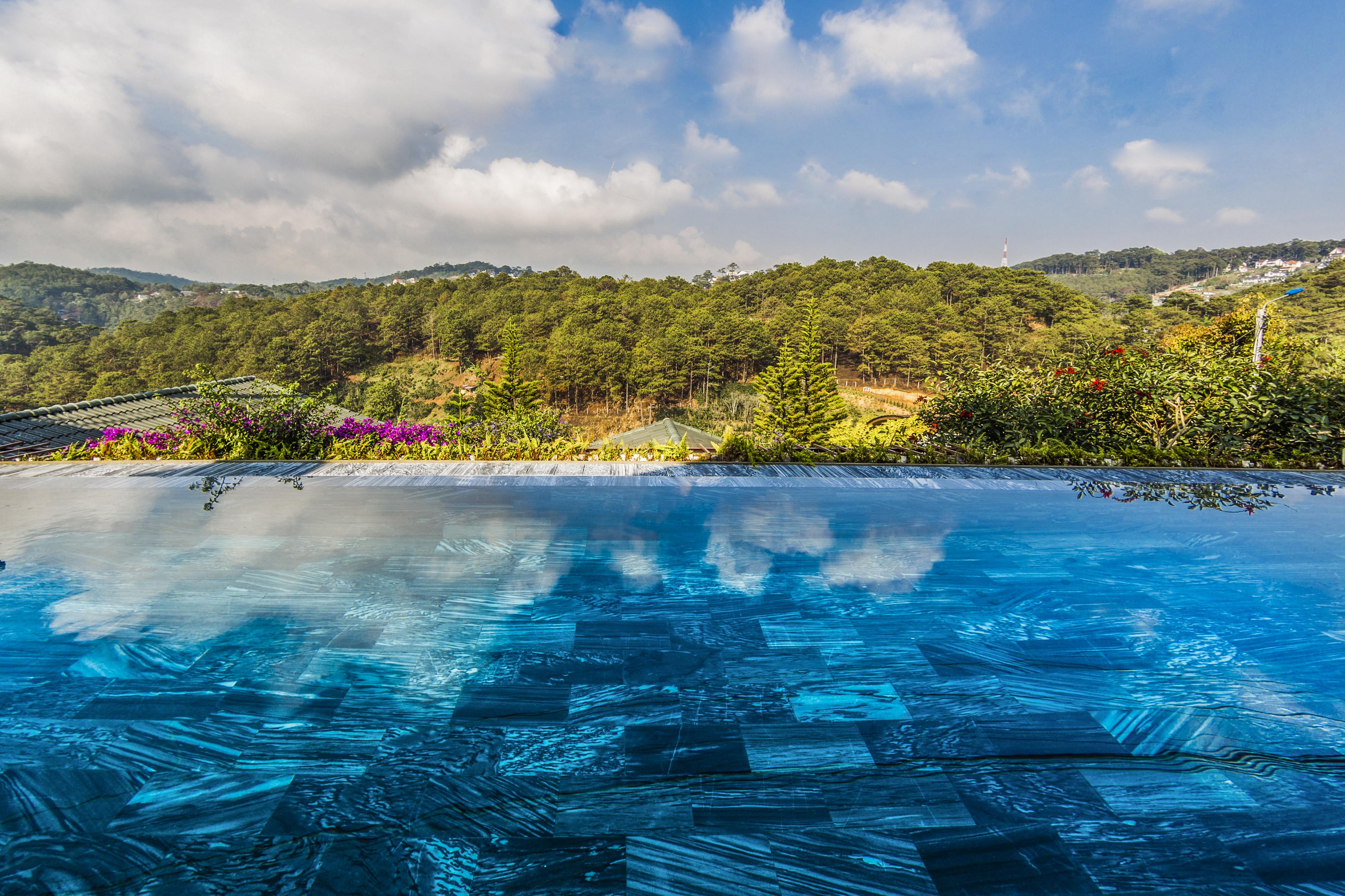 Zen Valley Resort