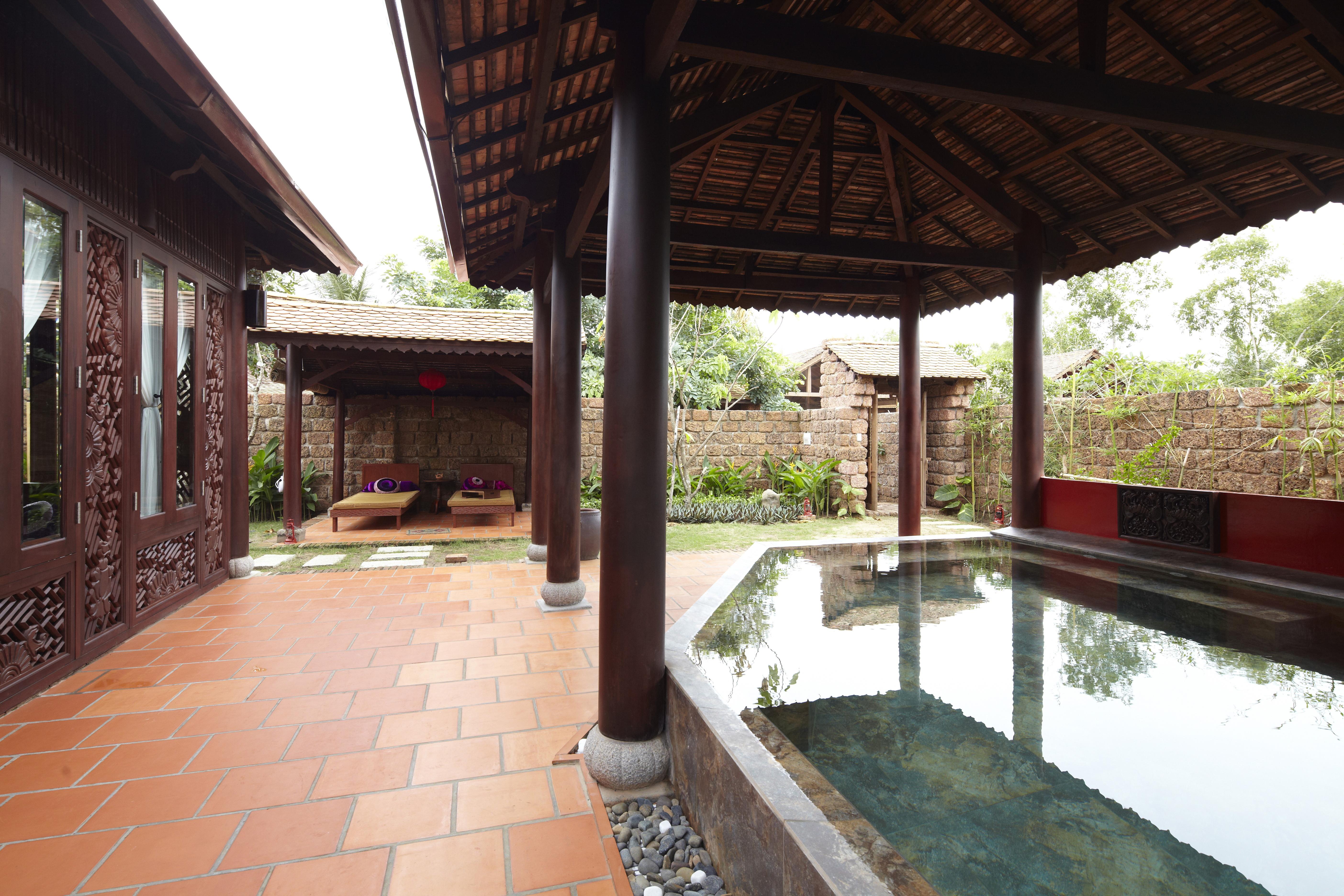 Boutique & 4*
