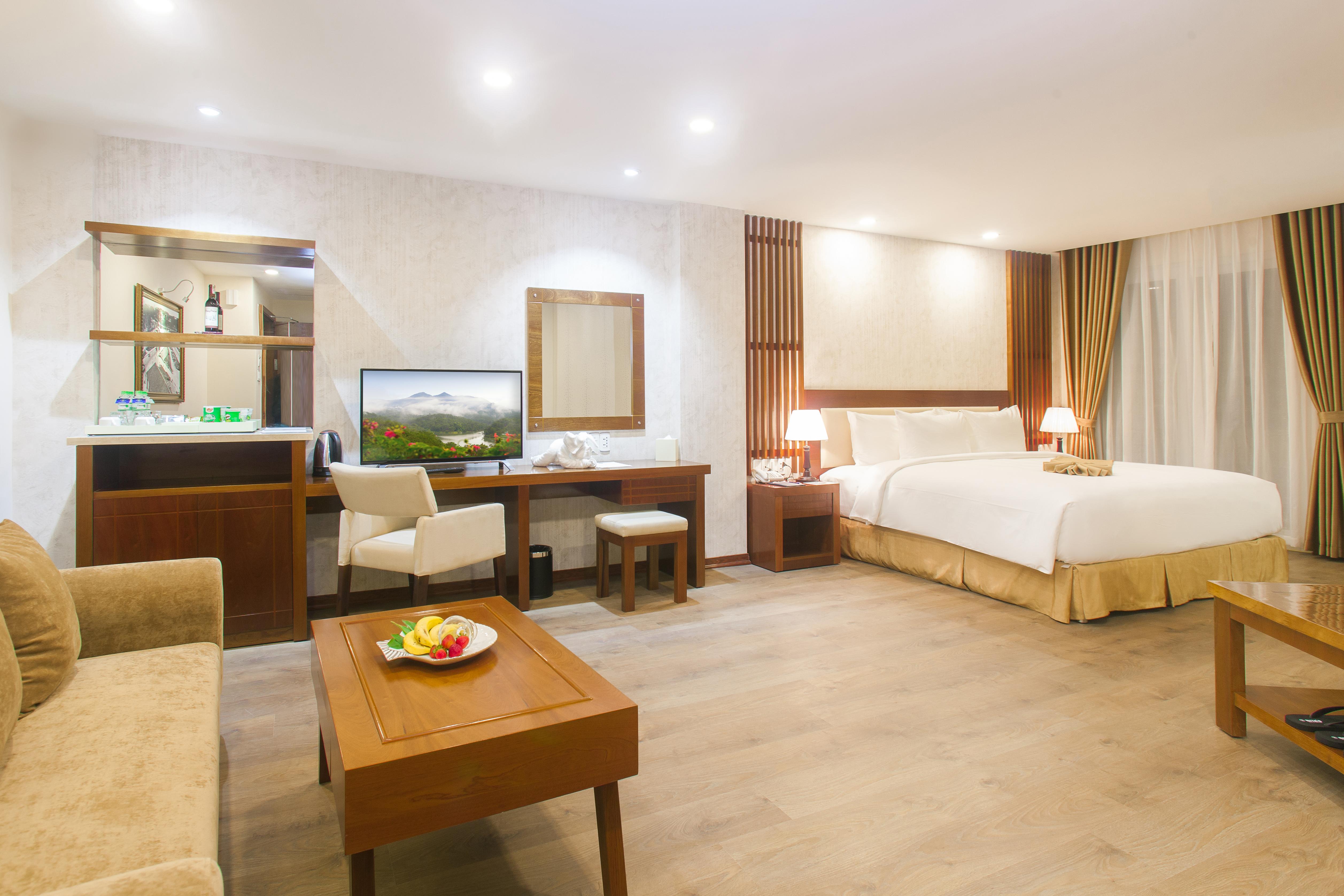 Hotel Ladalat 5*
