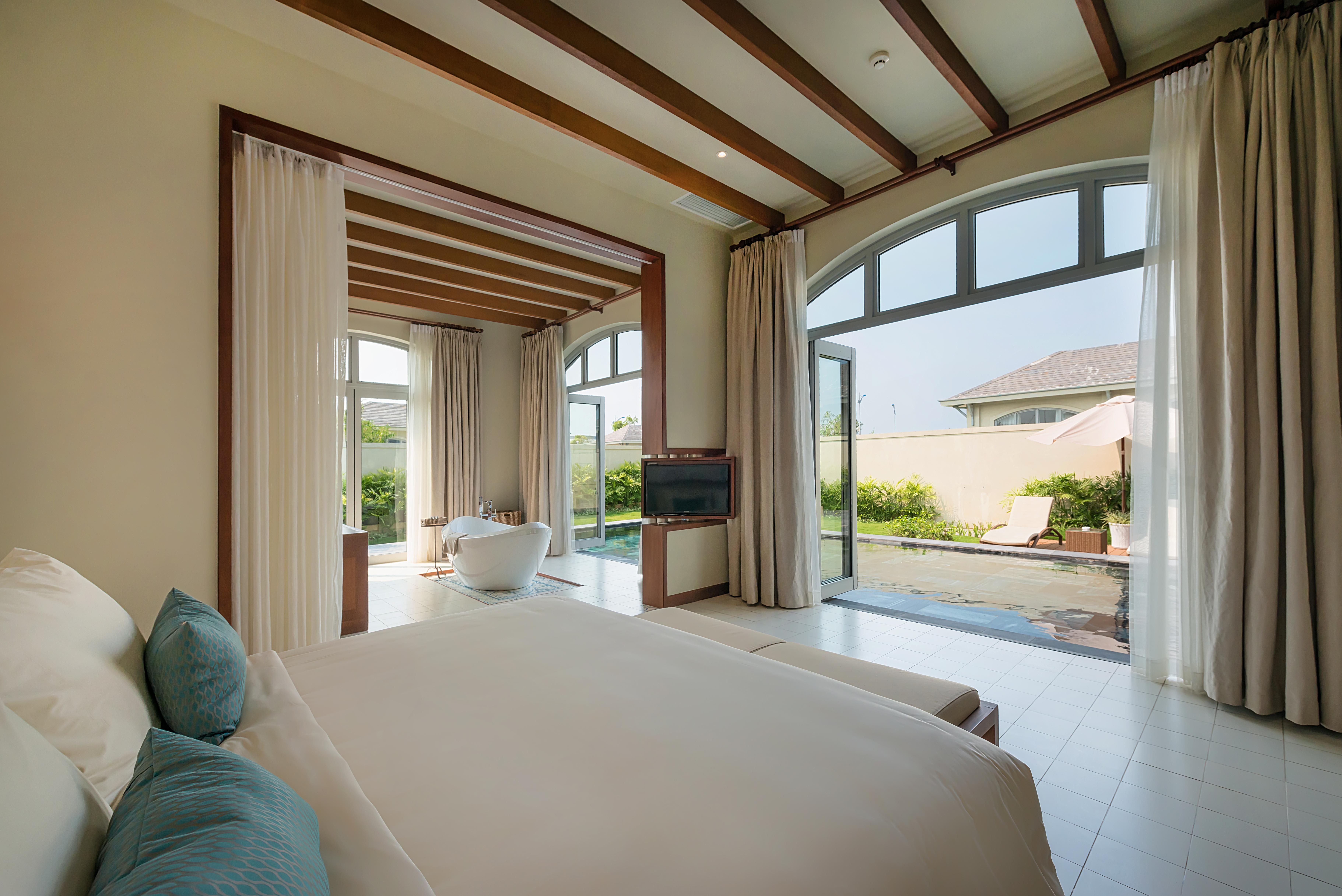 Flc Luxury Samson Resort 5*